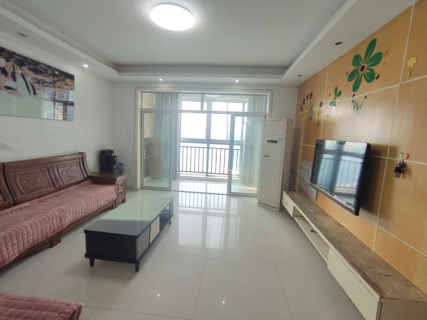 鸿益广场  3室2厅2卫    52.0万 鸿益广场  3室2厅2卫    52.0万