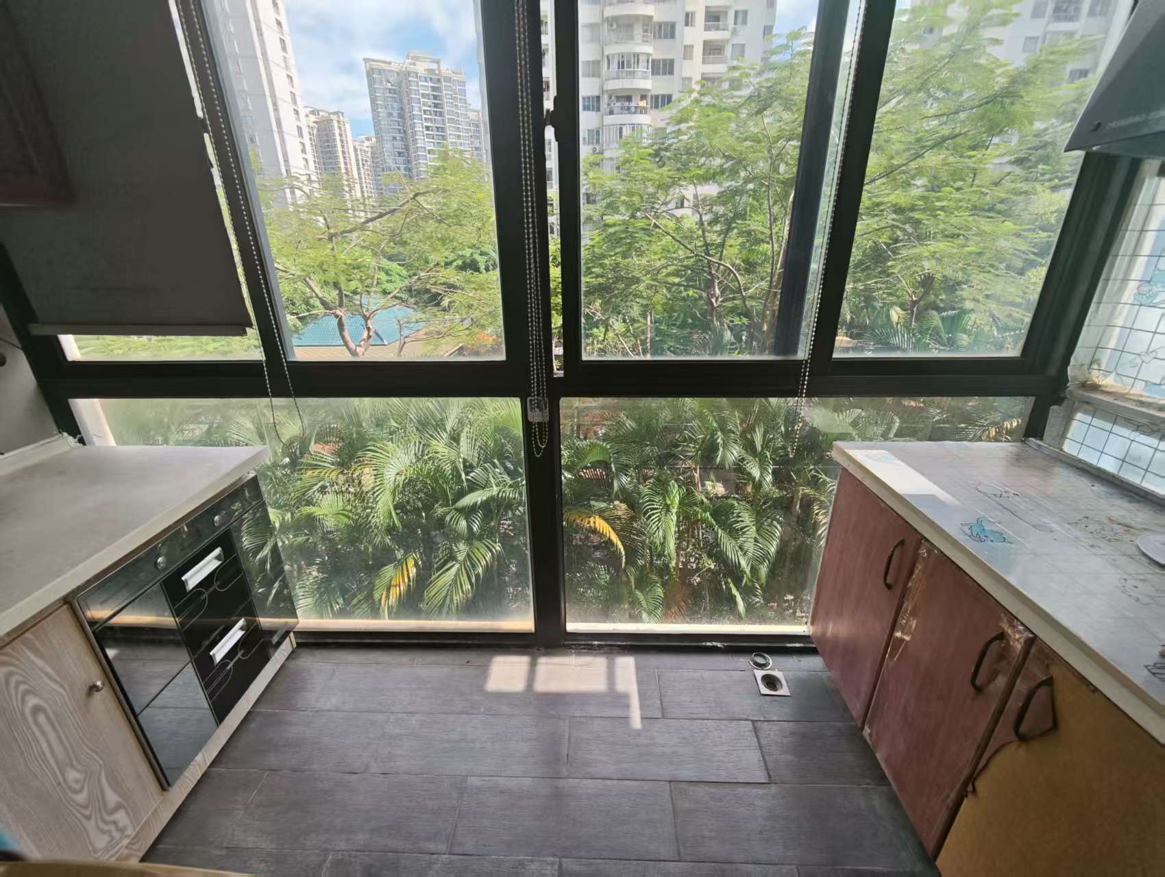 听海南国印象 1室1厅1卫 1300.0元/月 听海南国印象 1室1厅1卫 1300.0元/月室内图