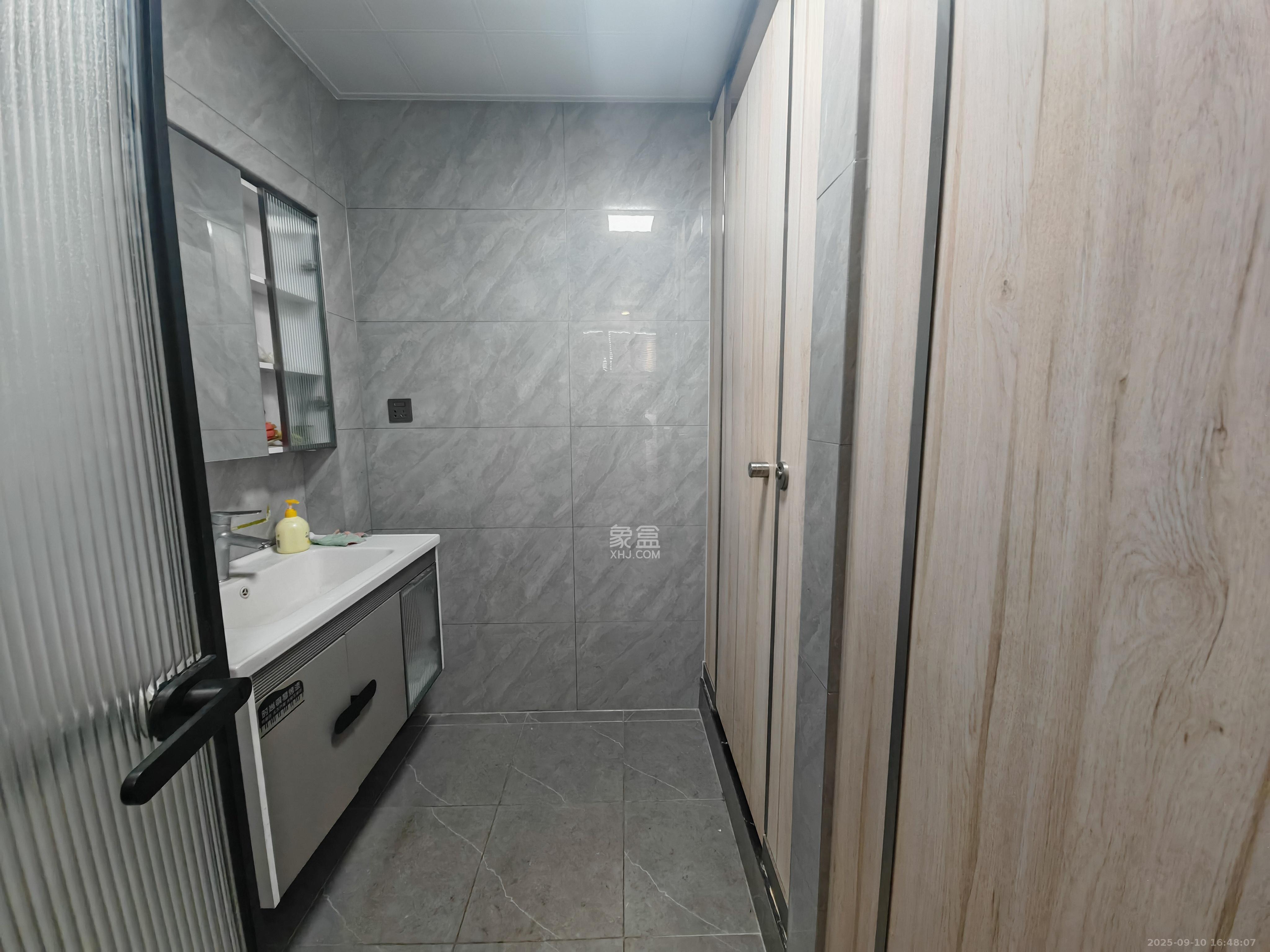 京武浪琴山三期(京武中心) 4室1厅1卫 20000.0元/月 京武浪琴山三期(京武中心) 4室1厅1卫 20000.0元/月室内图