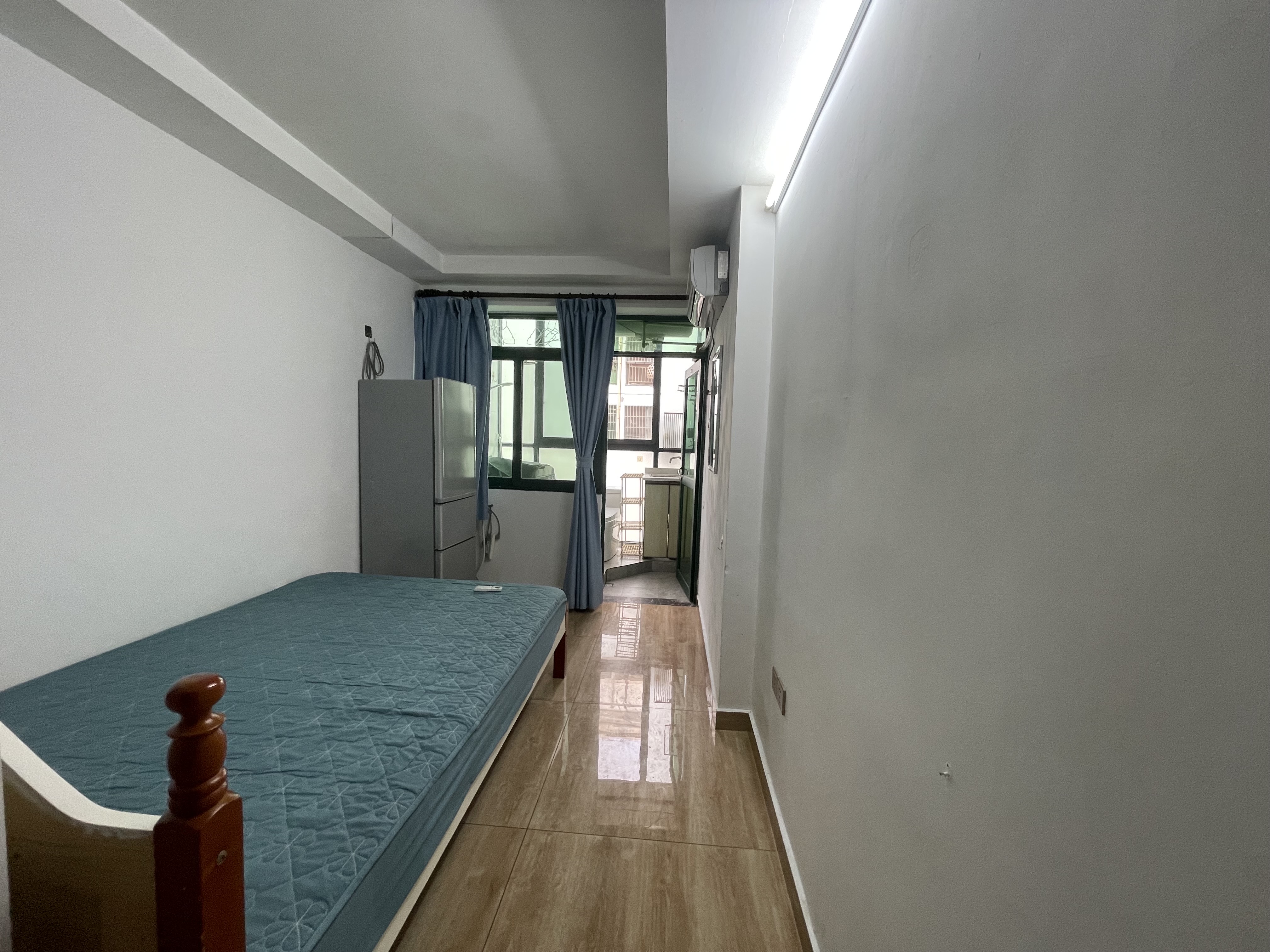 现代花园一期 1室0厅1卫 800.0元/月 现代花园一期 1室0厅1卫 800.0元/月室内图