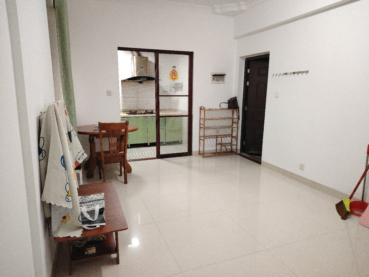 江军苑 1室1厅1卫 1500.0元/月 江军苑 1室1厅1卫 1500.0元/月室内图