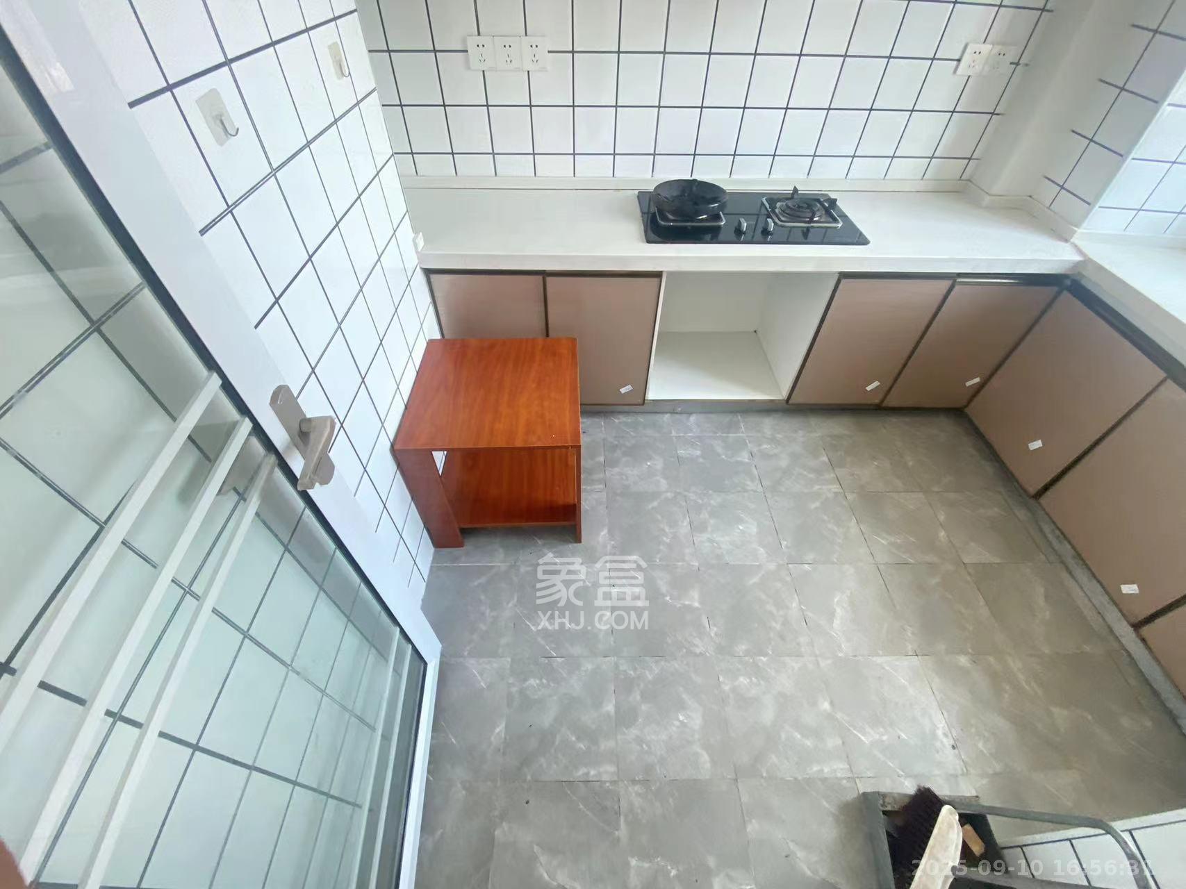 新城新世界一二三期 3室2厅1卫 3000.0元/月 新城新世界一二三期 3室2厅1卫 3000.0元/月室内图