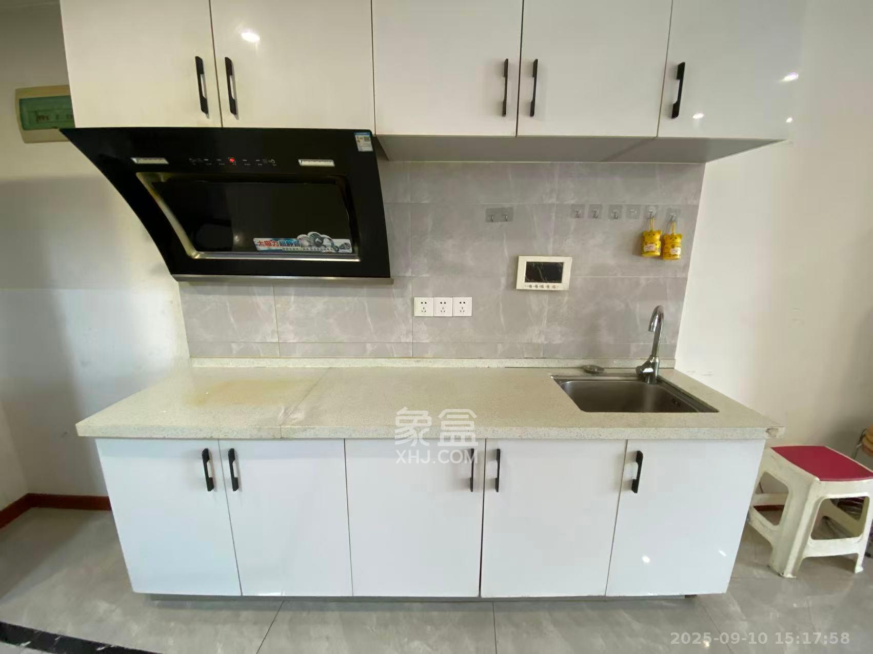 博长山水香颐  1室1厅1卫    1300.0元/月室内图