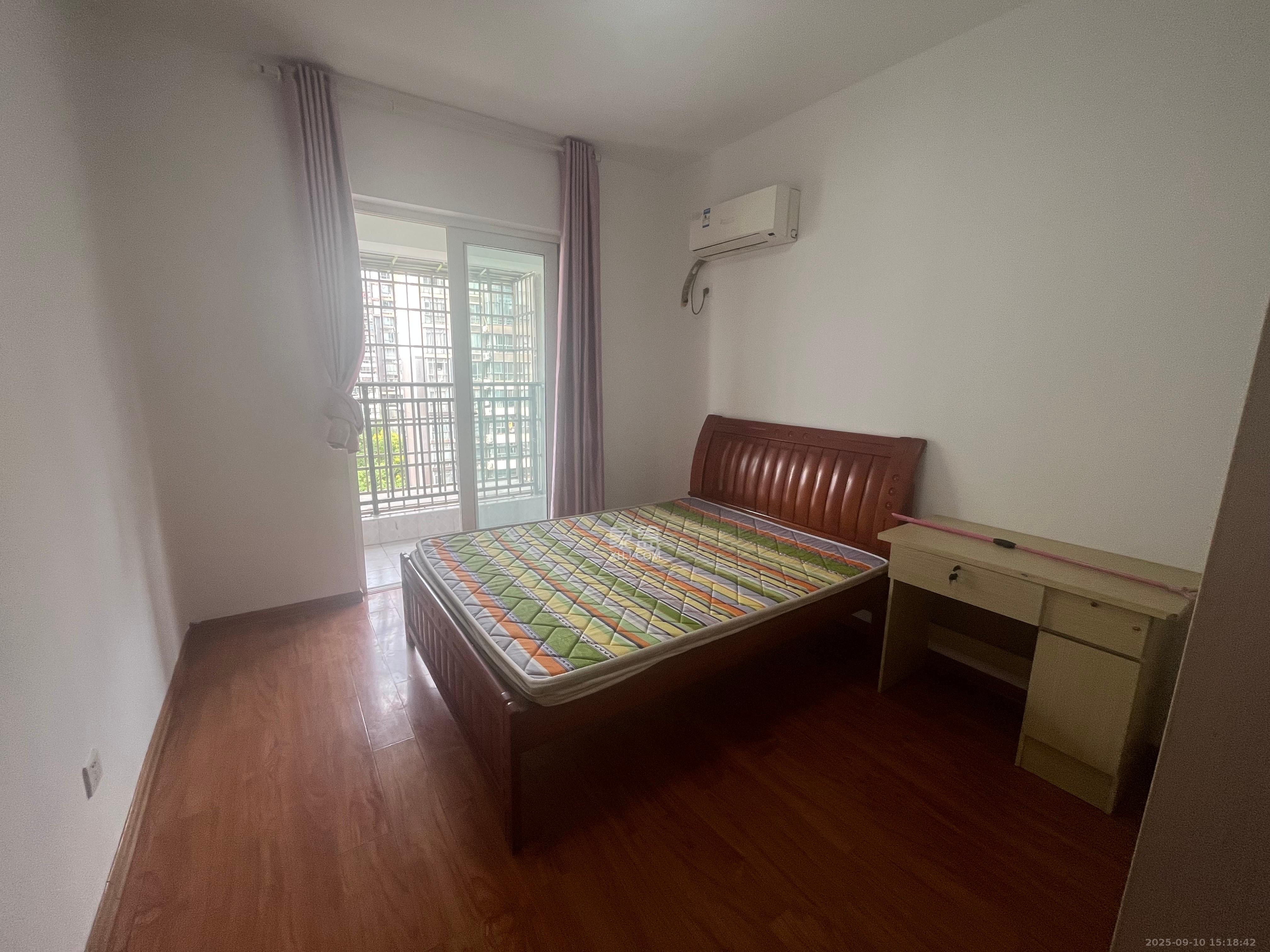 上河国际C区 3室2厅2卫 2800.0元/月 上河国际C区 3室2厅2卫 2800.0元/月室内图