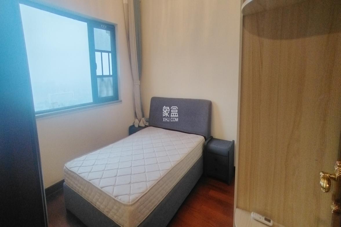 恒大绿洲 3室2厅2卫 2480.0元/月 恒大绿洲 3室2厅2卫 2480.0元/月室内图