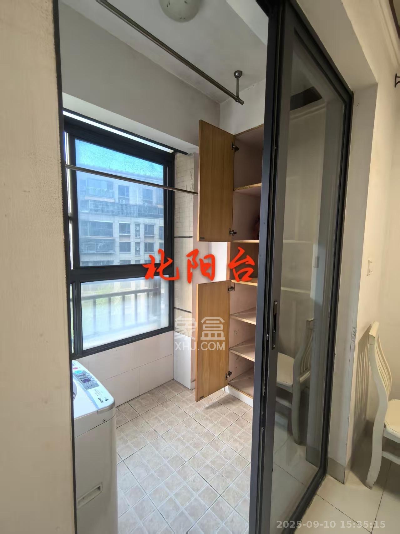 保利麓谷林语A区  3室2厅1卫    2300.0元/月 保利麓谷林语A区  3室2厅1卫    2300.0元/月室内图