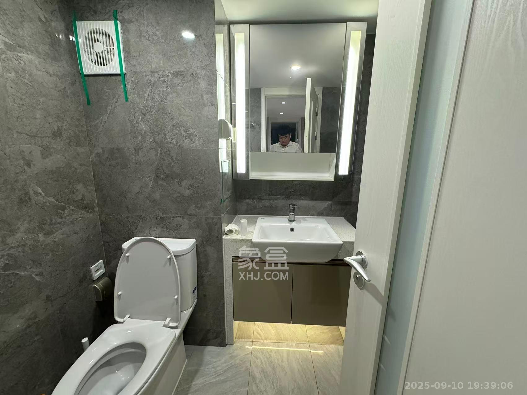 华远华时代  4室2厅2卫    4200.0元/月室内图