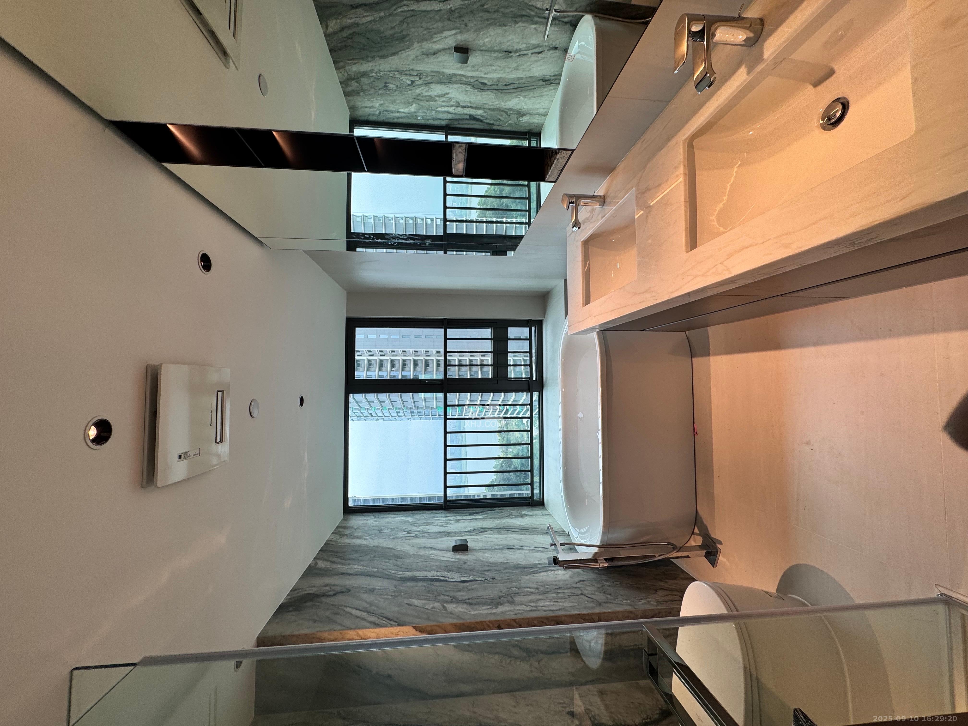 中海阅湘台 4室2厅3卫 10000.0元/月 中海阅湘台 4室2厅3卫 10000.0元/月室内图