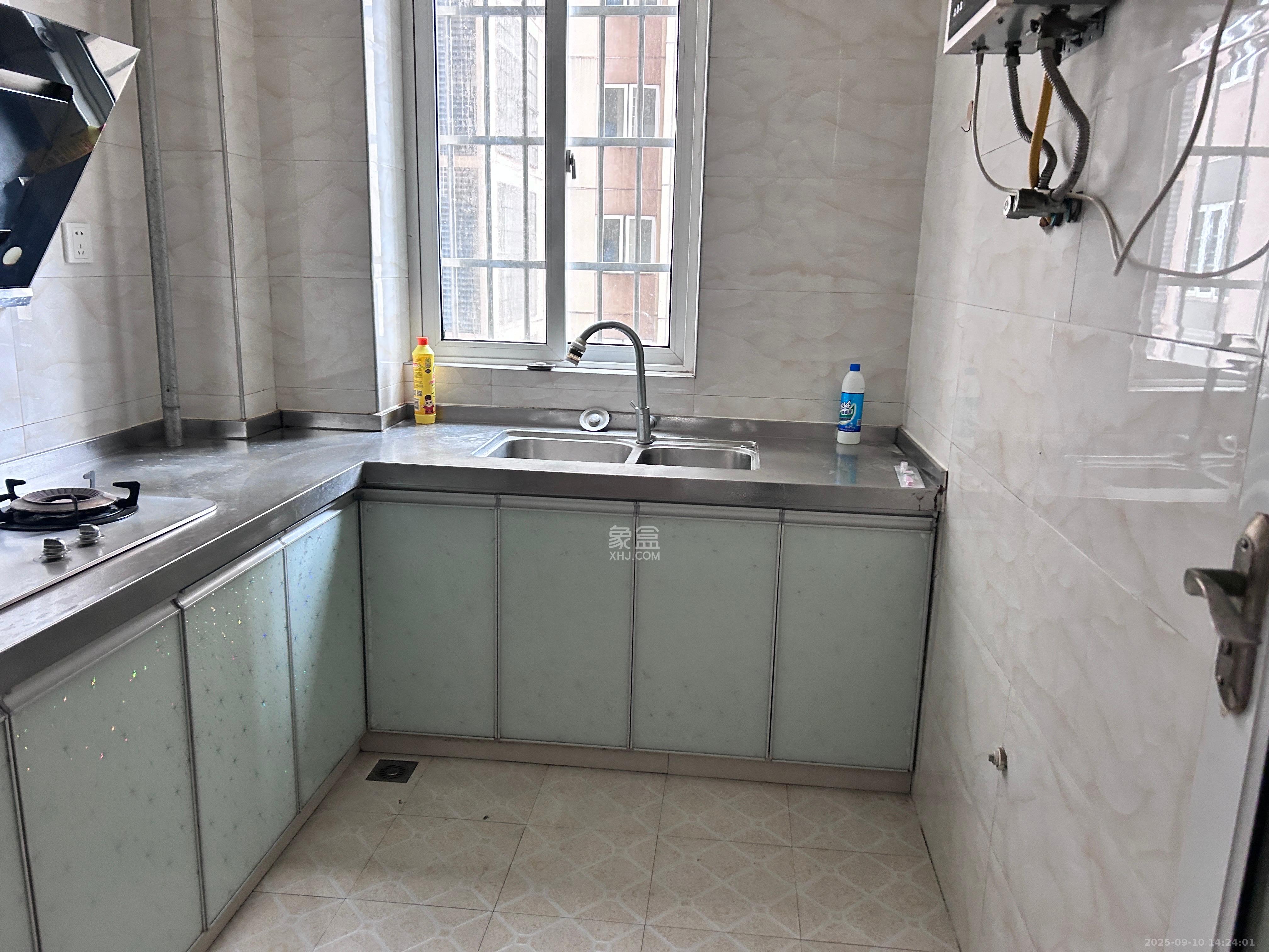 洋湖和园(福联嘉苑) 2室0厅0卫 2200.0元/月 洋湖和园(福联嘉苑) 2室0厅0卫 2200.0元/月室内图