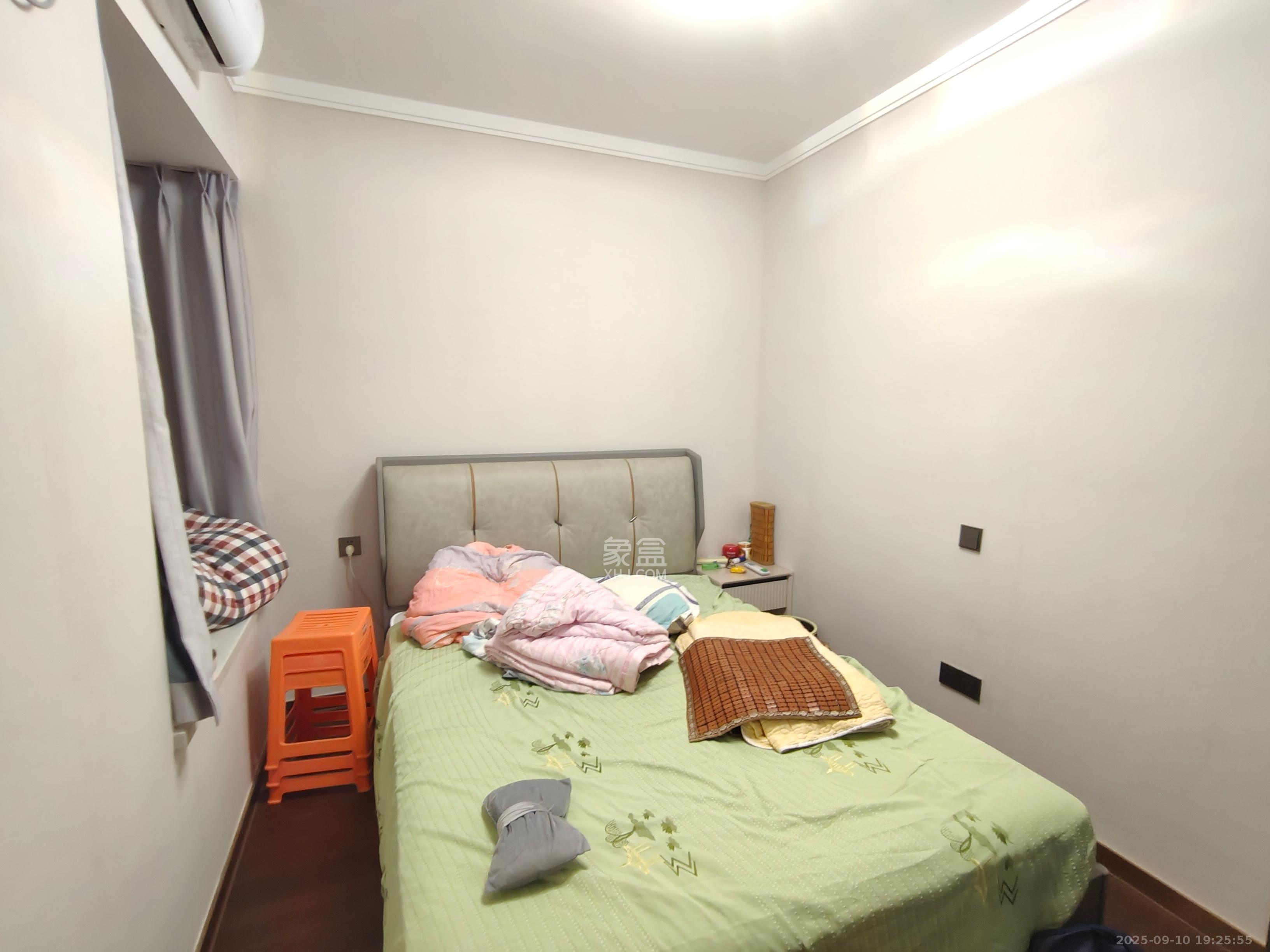 梅溪悦章  3室2厅2卫    3800.0元/月室内图