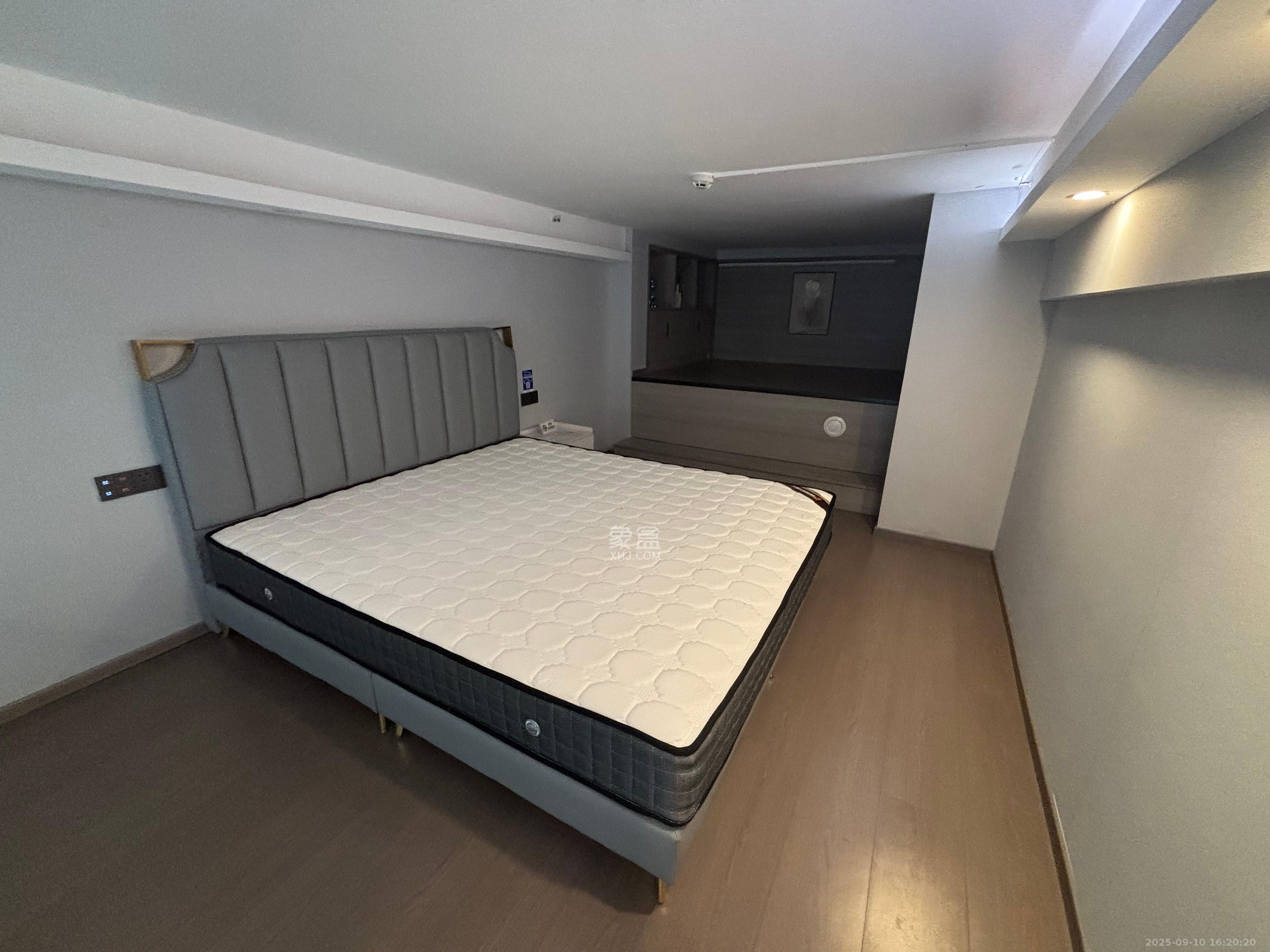 敬天广场 1室1厅1卫 2600.0元/月 敬天广场 1室1厅1卫 2600.0元/月室内图