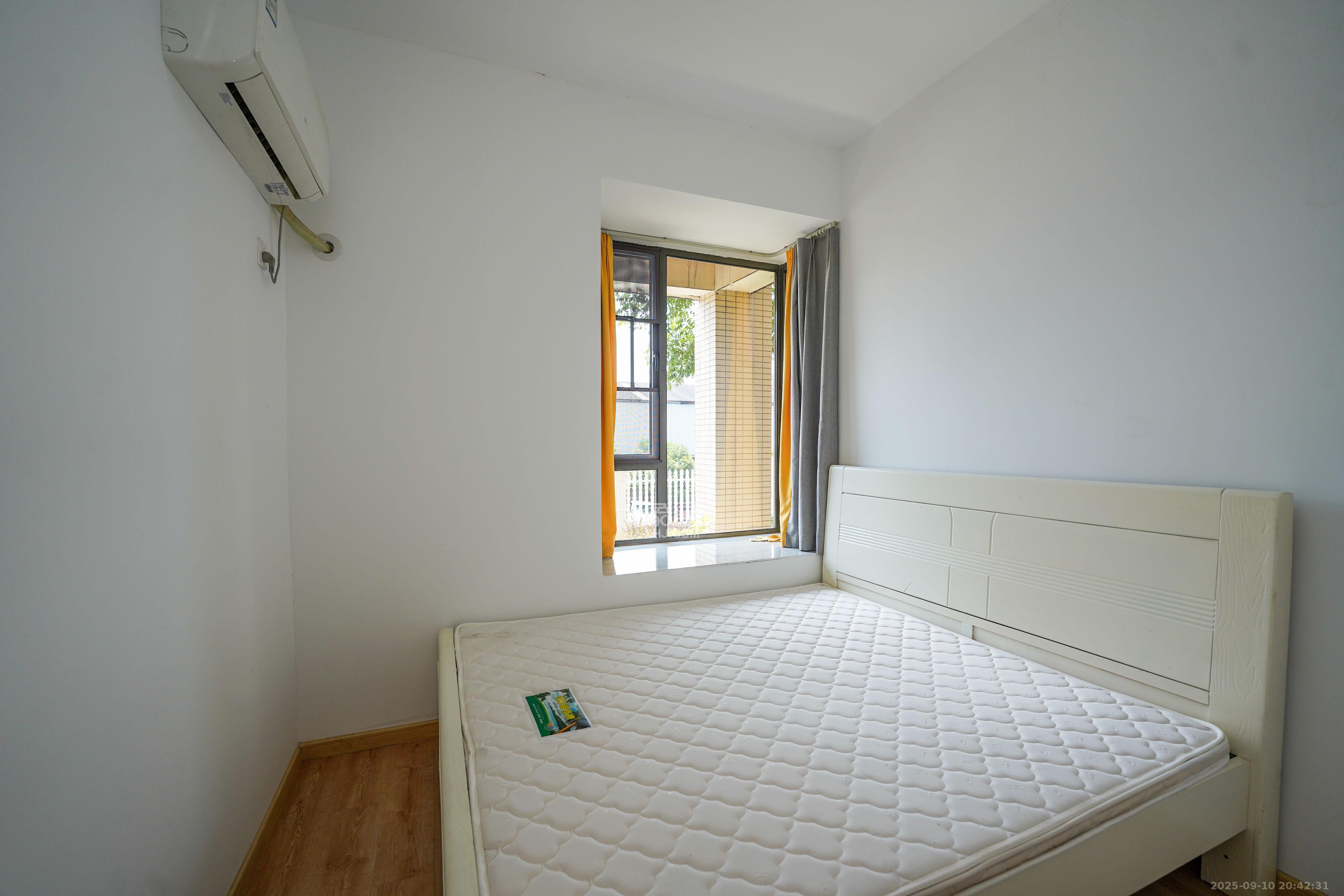 福天藏郡院子  2室2厅1卫    40.0万卧室