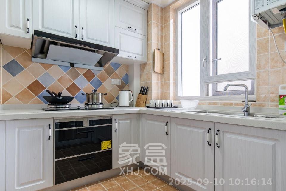 中建梅溪湖中心  4室2厅2卫    5500.0元/月 中建梅溪湖中心  4室2厅2卫    5500.0元/月室内图