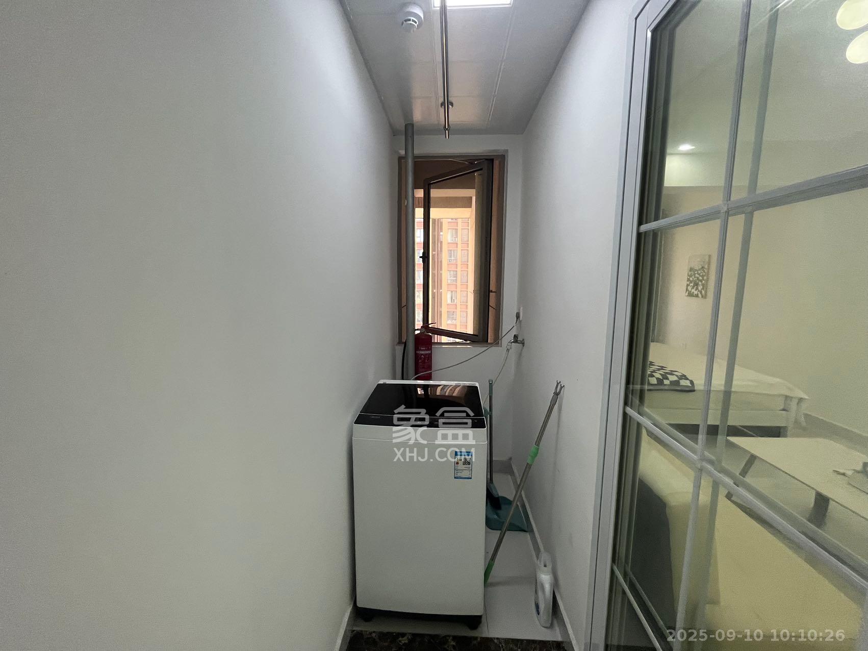 新天地步步高 1室1厅1卫 1400.0元/月 新天地步步高 1室1厅1卫 1400.0元/月室内图