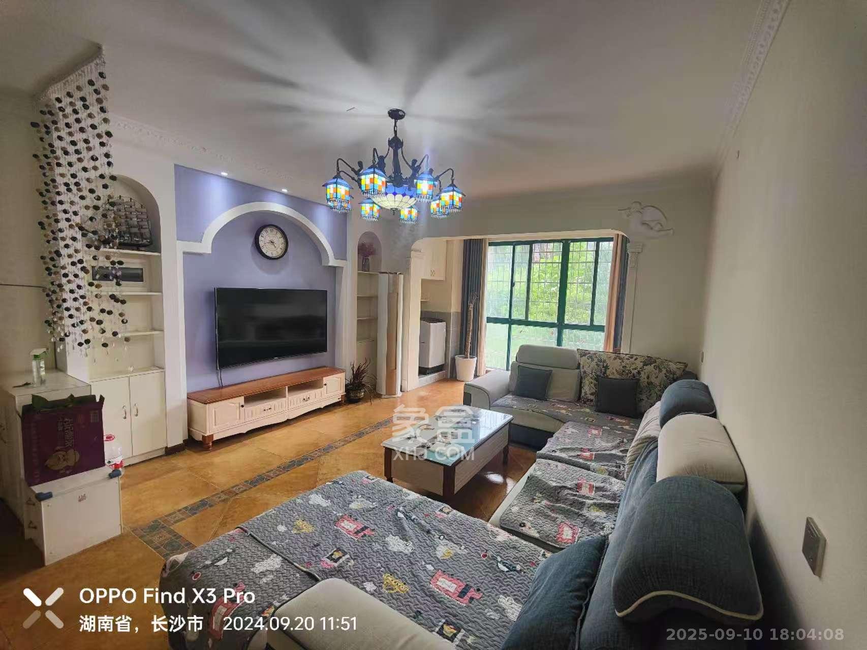 城西公寓(西城门第)  2室2厅1卫    2500.0元/月 城西公寓(西城门第)  2室2厅1卫    2500.0元/月室内图