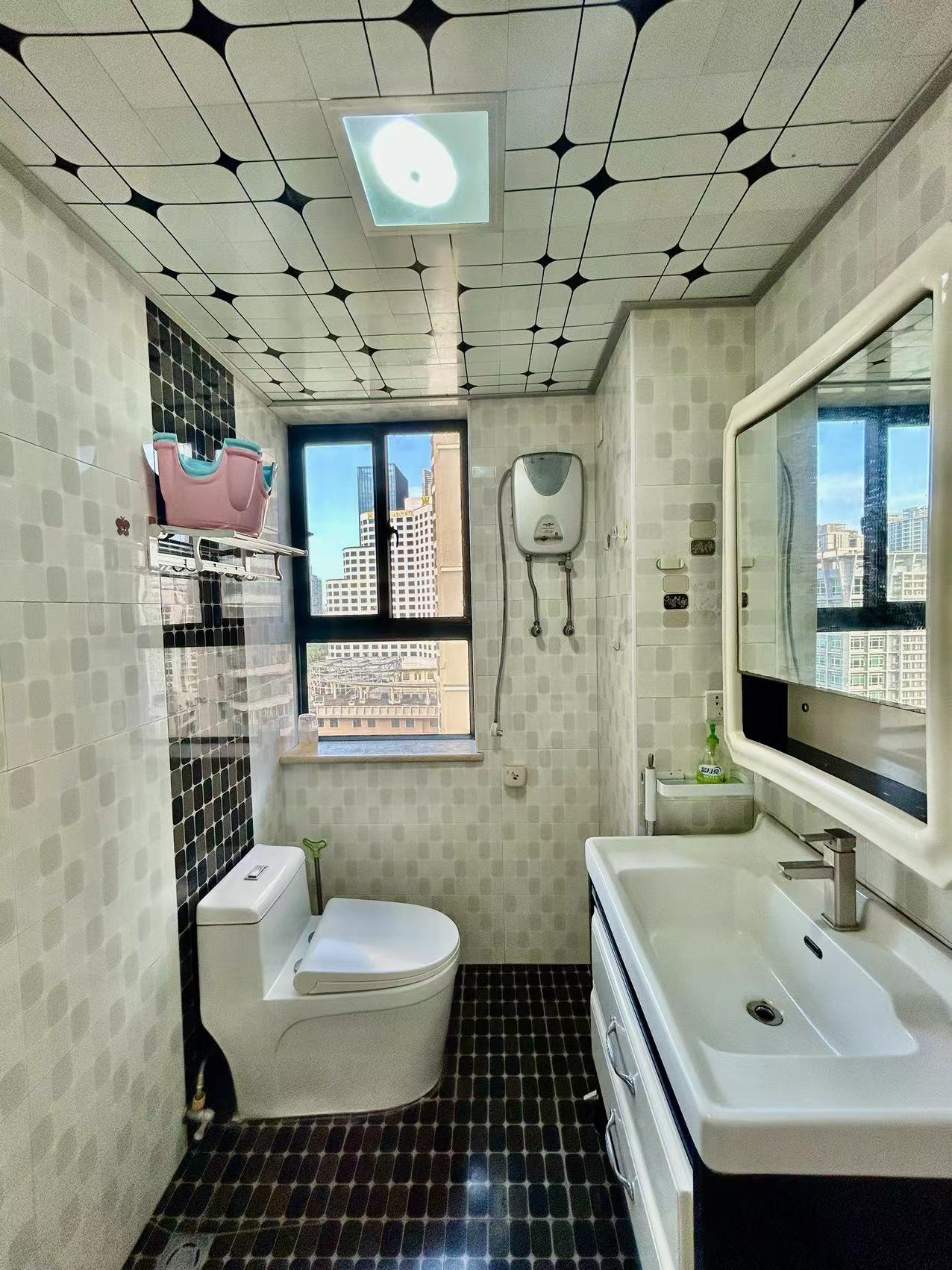 滨海贵族 2室1厅1卫 3200.0元/月 滨海贵族 2室1厅1卫 3200.0元/月室内图