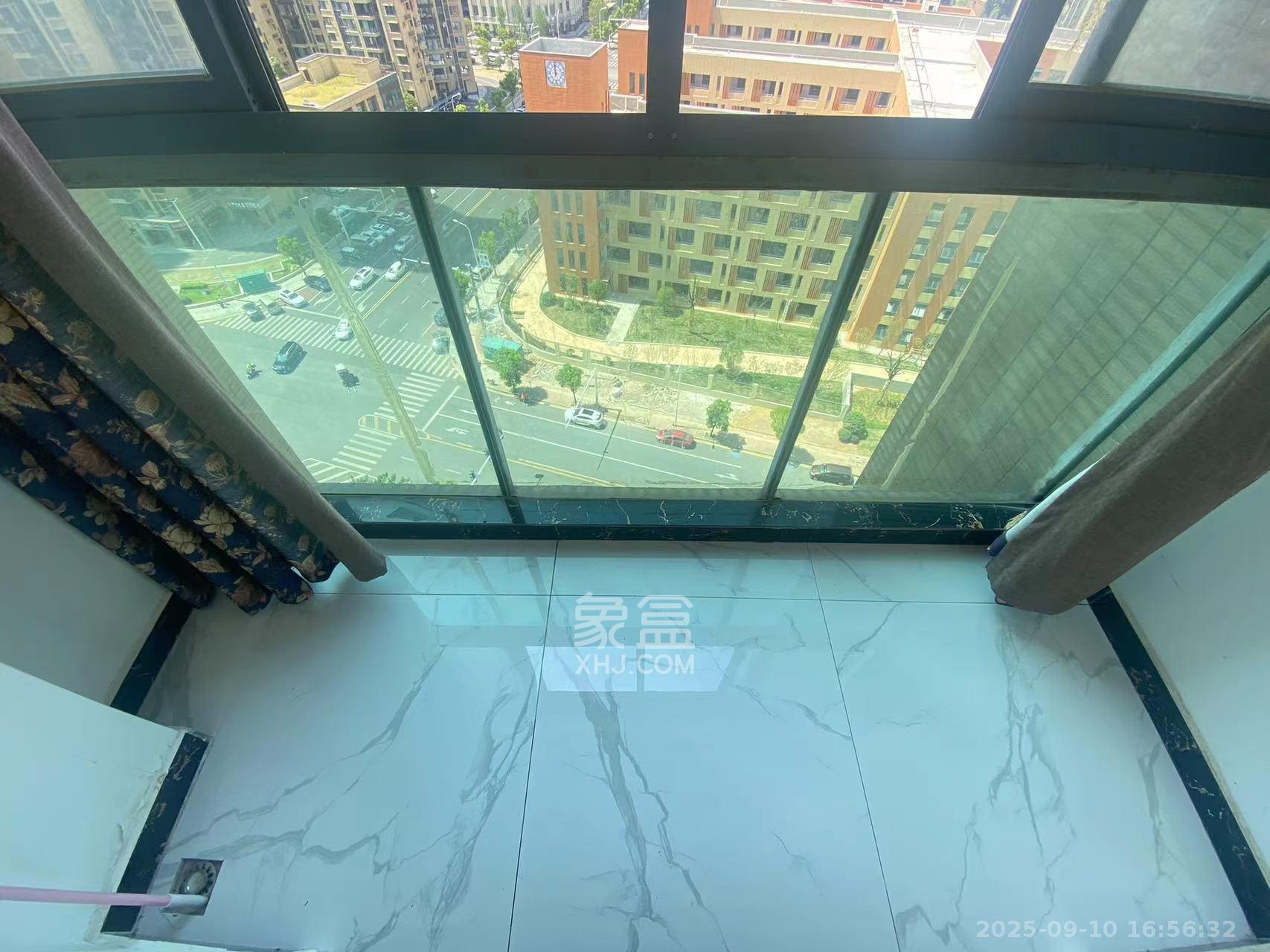 新城新世界一二三期 3室2厅1卫 3000.0元/月 新城新世界一二三期 3室2厅1卫 3000.0元/月室内图