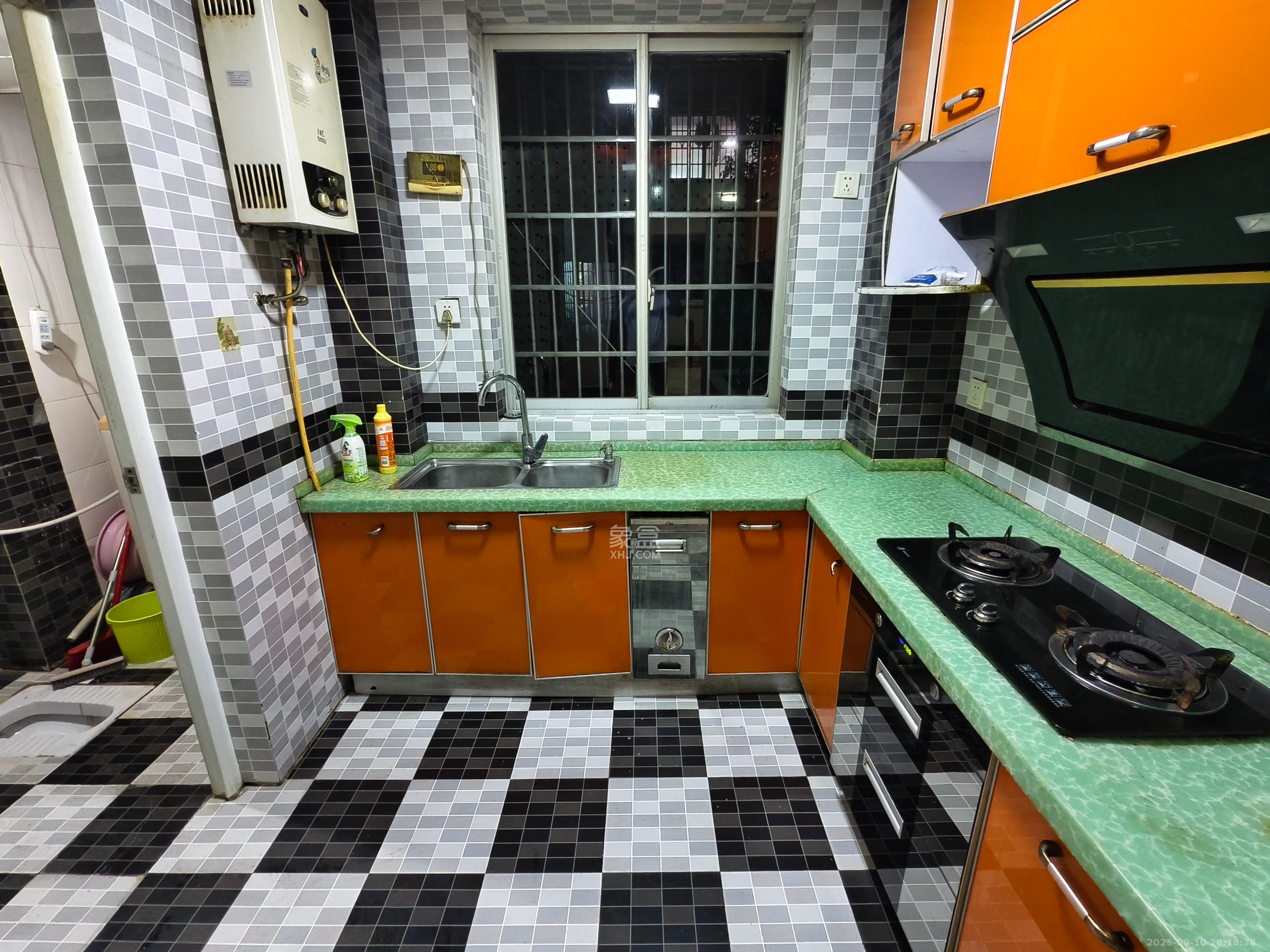 茶子山小区 1室0厅0卫 1800.0元/月 茶子山小区 1室0厅0卫 1800.0元/月室内图