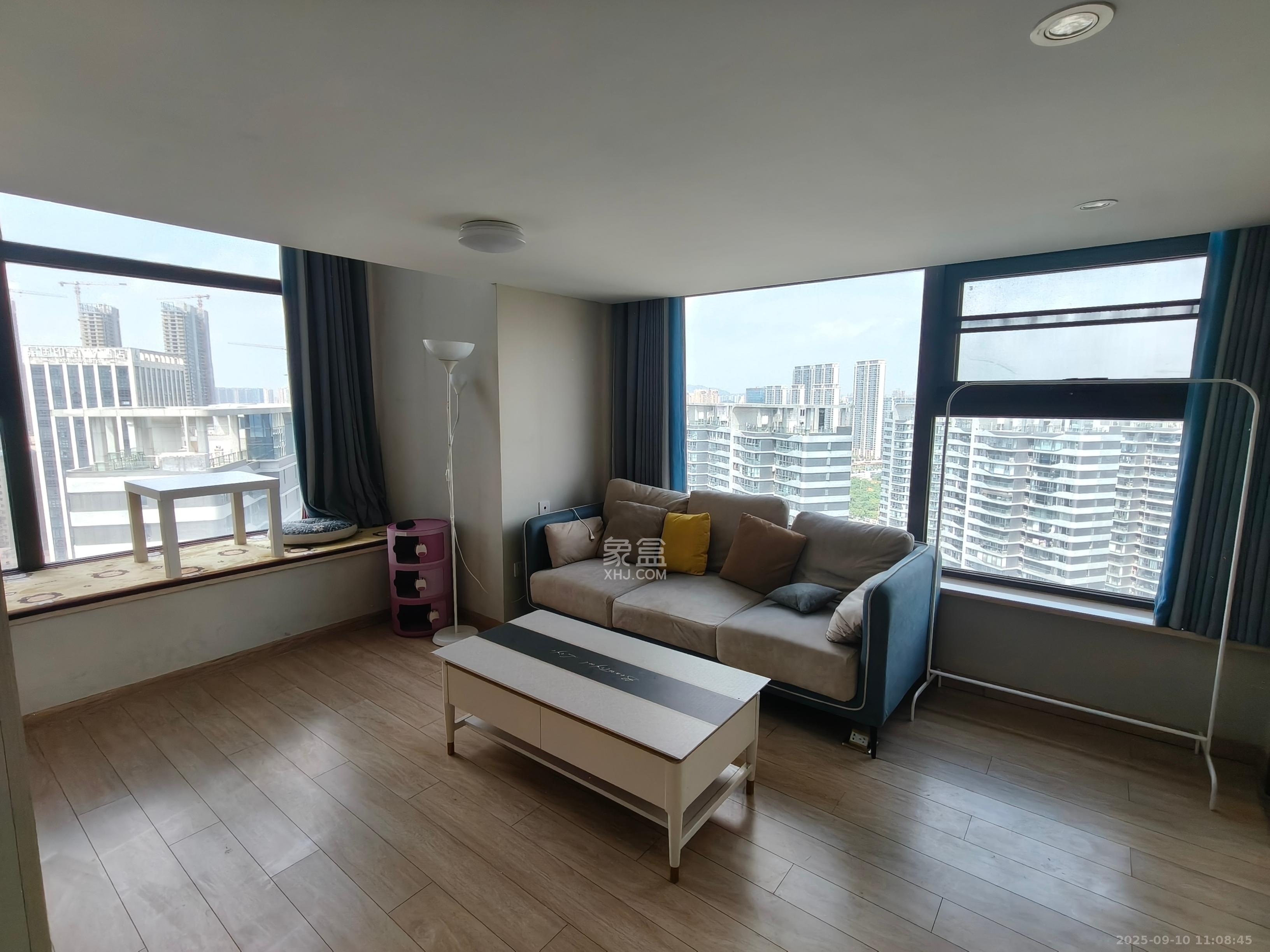 远洋外滩壹号 1室1厅1卫 2300.0元/月 远洋外滩壹号 1室1厅1卫 2300.0元/月室内图