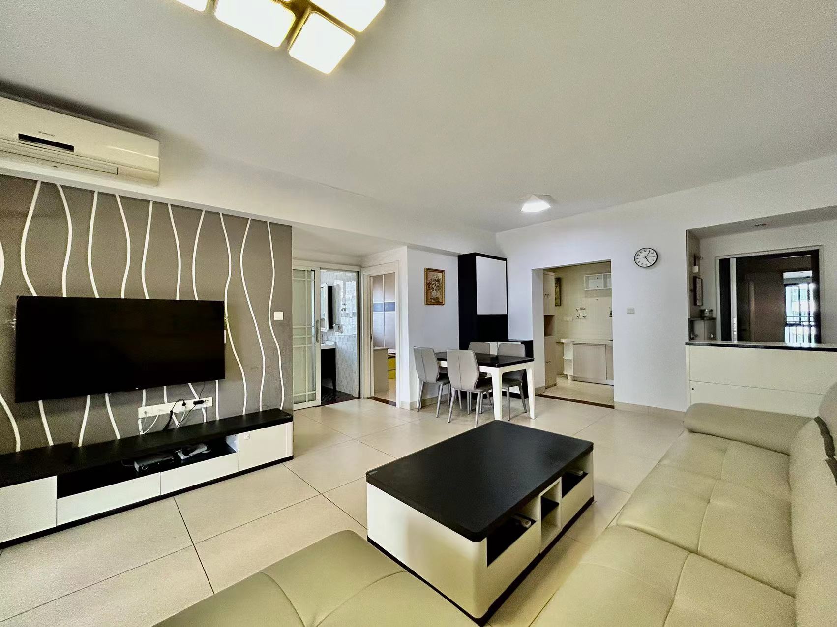 滨海贵族 2室1厅1卫 3200.0元/月 滨海贵族 2室1厅1卫 3200.0元/月室内图