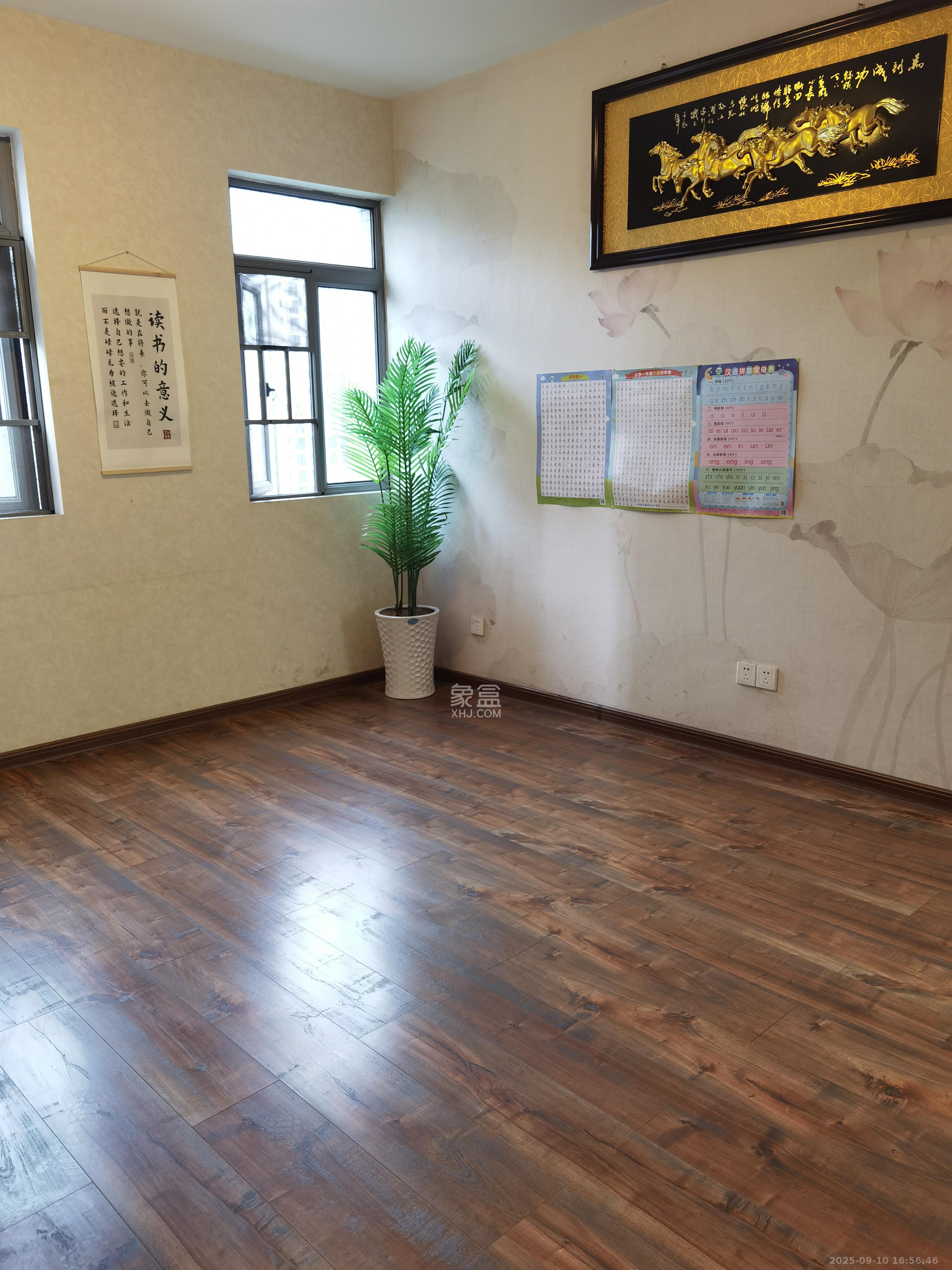 八方小区C区 4室2厅2卫 4500.0元/月 八方小区C区 4室2厅2卫 4500.0元/月室内图