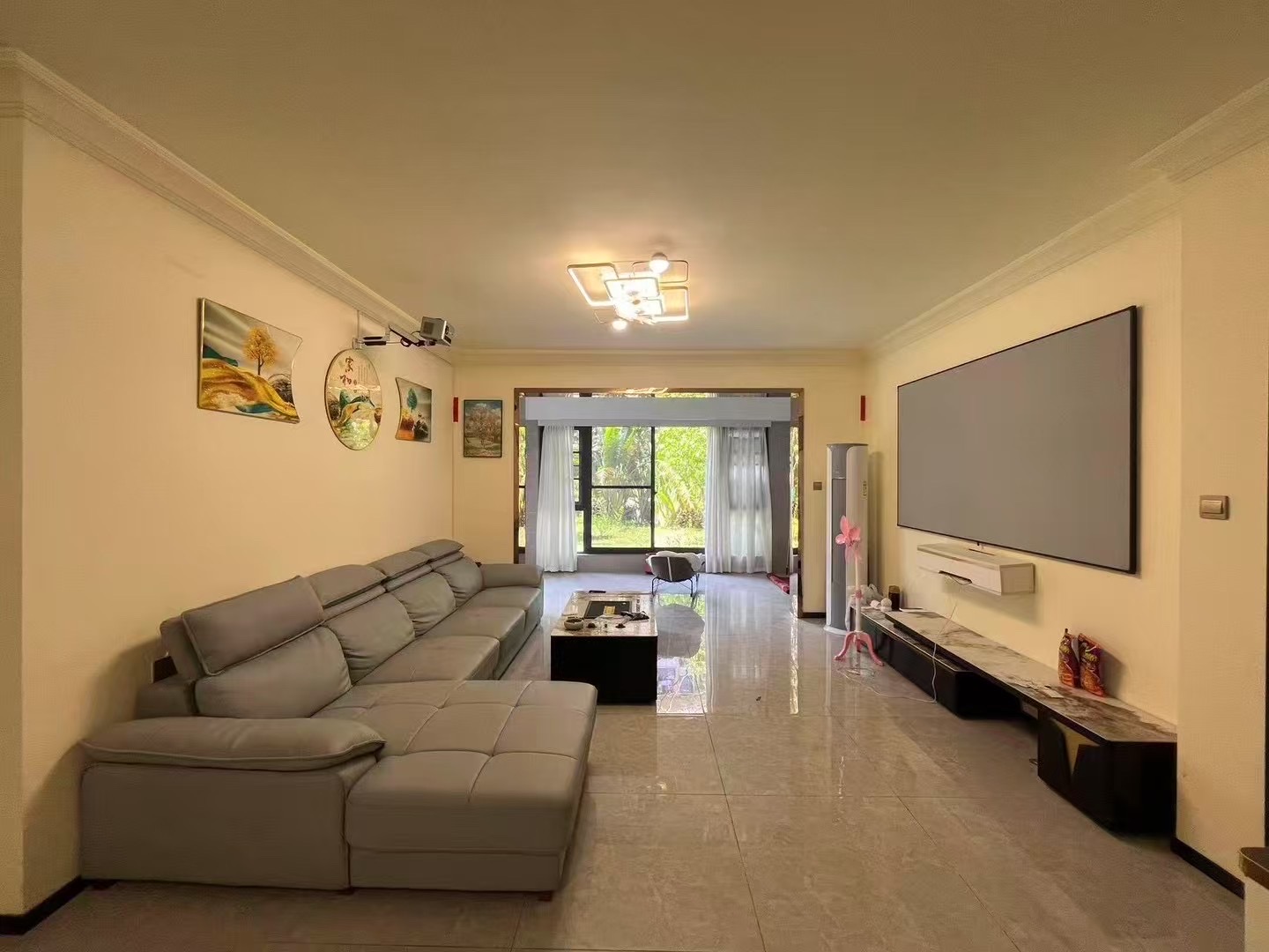 碧桂园半岛南湾 3室2厅2卫 3600.0元/月 碧桂园半岛南湾 3室2厅2卫 3600.0元/月室内图