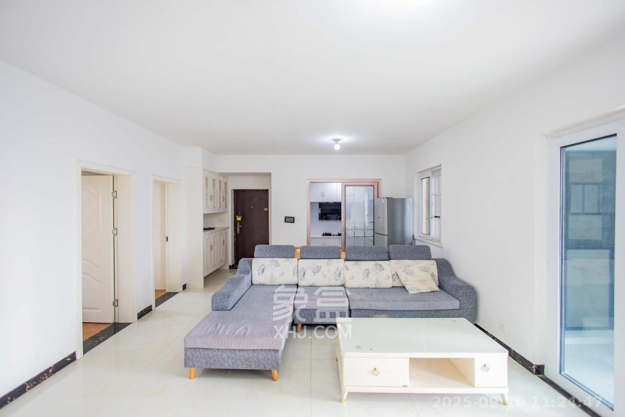 金科世界城 4室2厅2卫 2100.0元/月 金科世界城 4室2厅2卫 2100.0元/月室内图