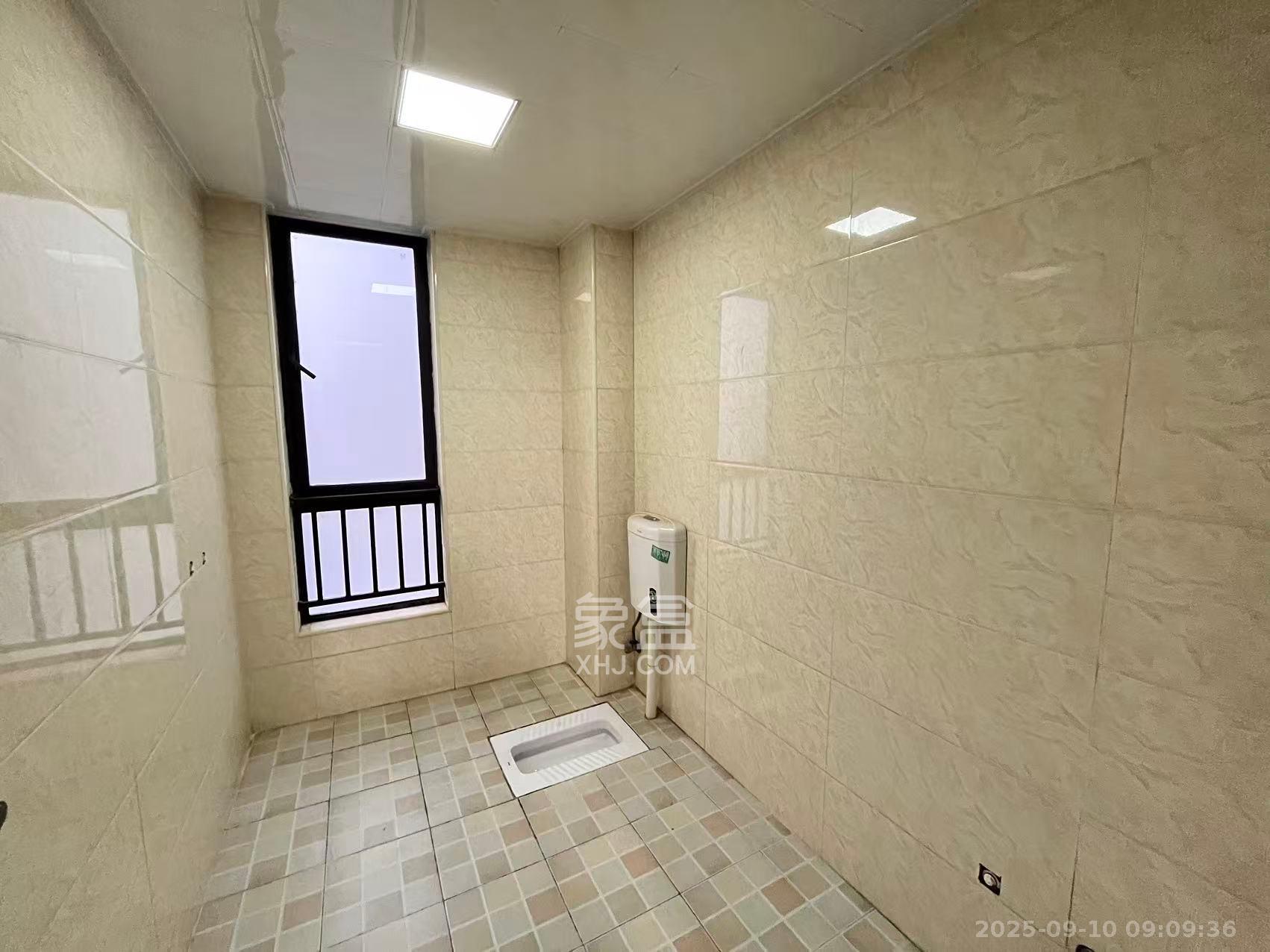 达美D6区 4室2厅2卫 5000.0元/月 达美D6区 4室2厅2卫 5000.0元/月室内图