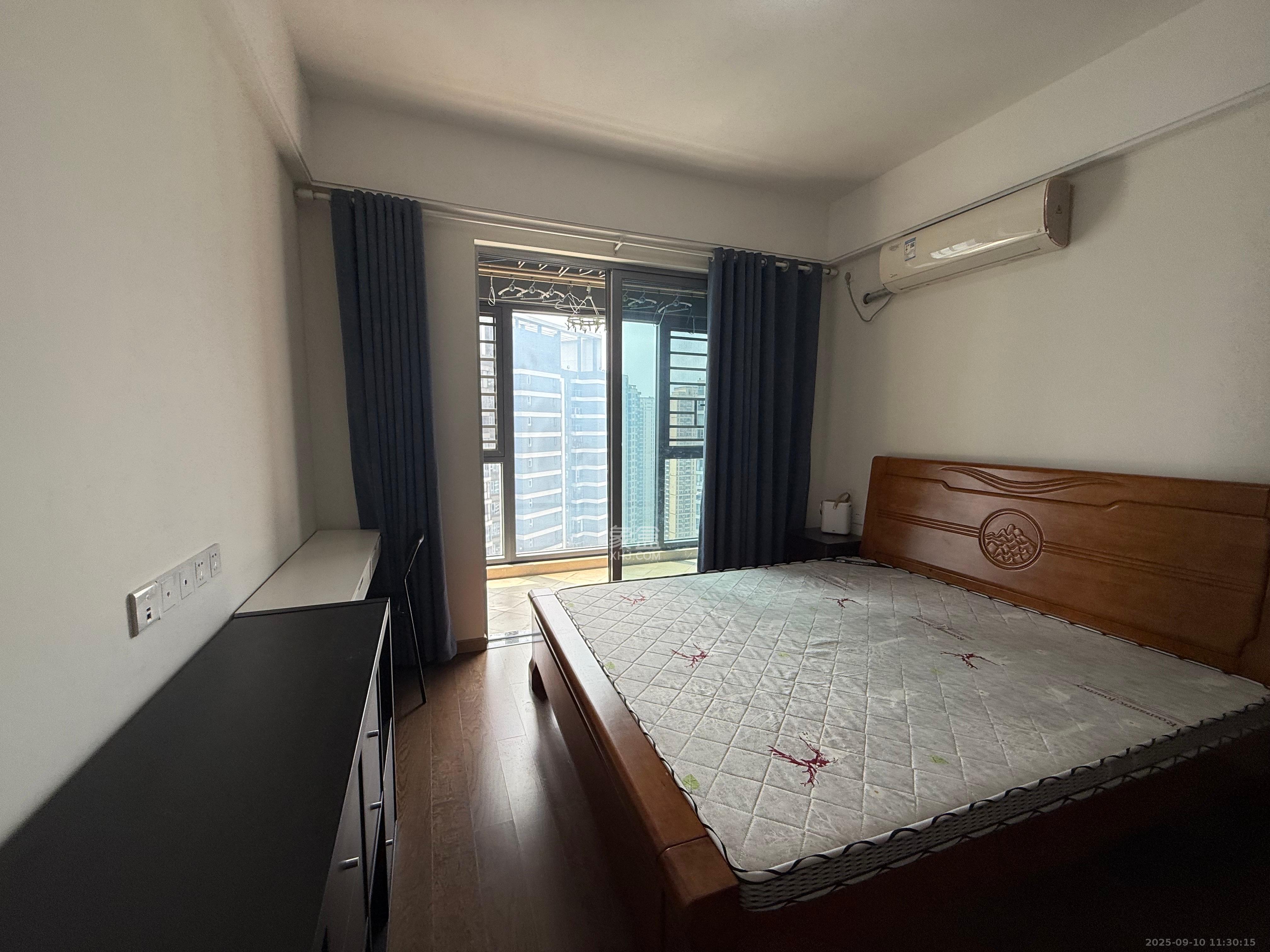 保利天禧C区 4室2厅2卫 4800.0元/月 保利天禧C区 4室2厅2卫 4800.0元/月室内图