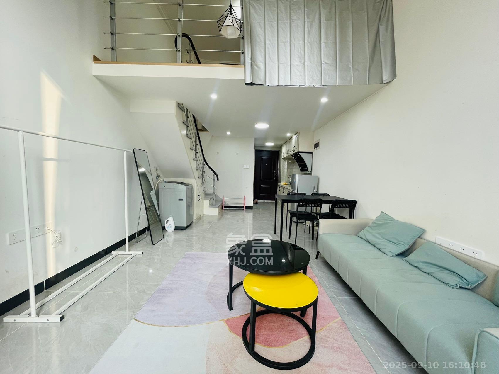 裕天国际商汇中心  1室0厅0卫    1600.0元/月室内图