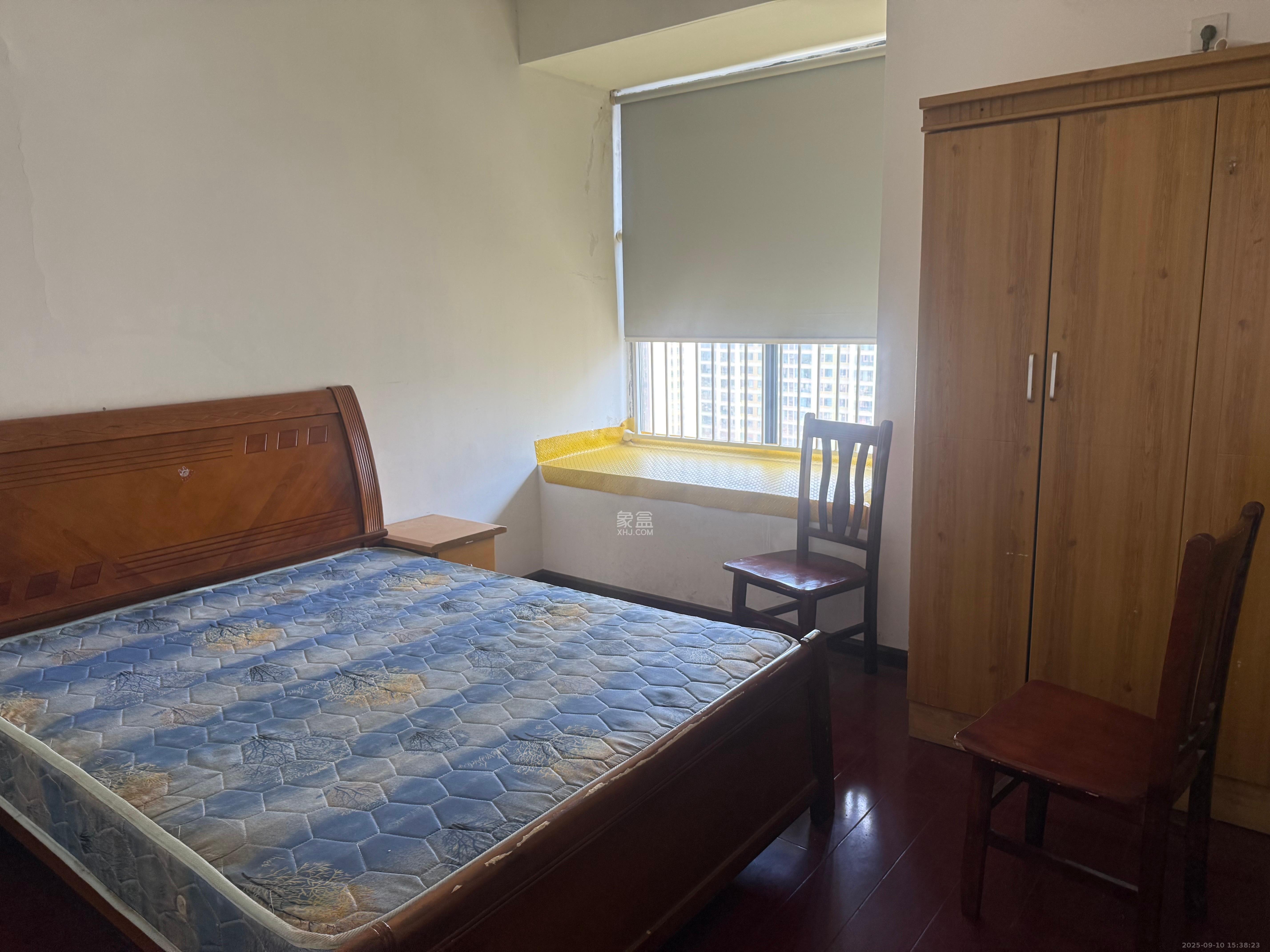 香芙嘉园(广铁湘府嘉园)  3室2厅1卫    2000.0元/月 香芙嘉园(广铁湘府嘉园)  3室2厅1卫    2000.0元/月室内图