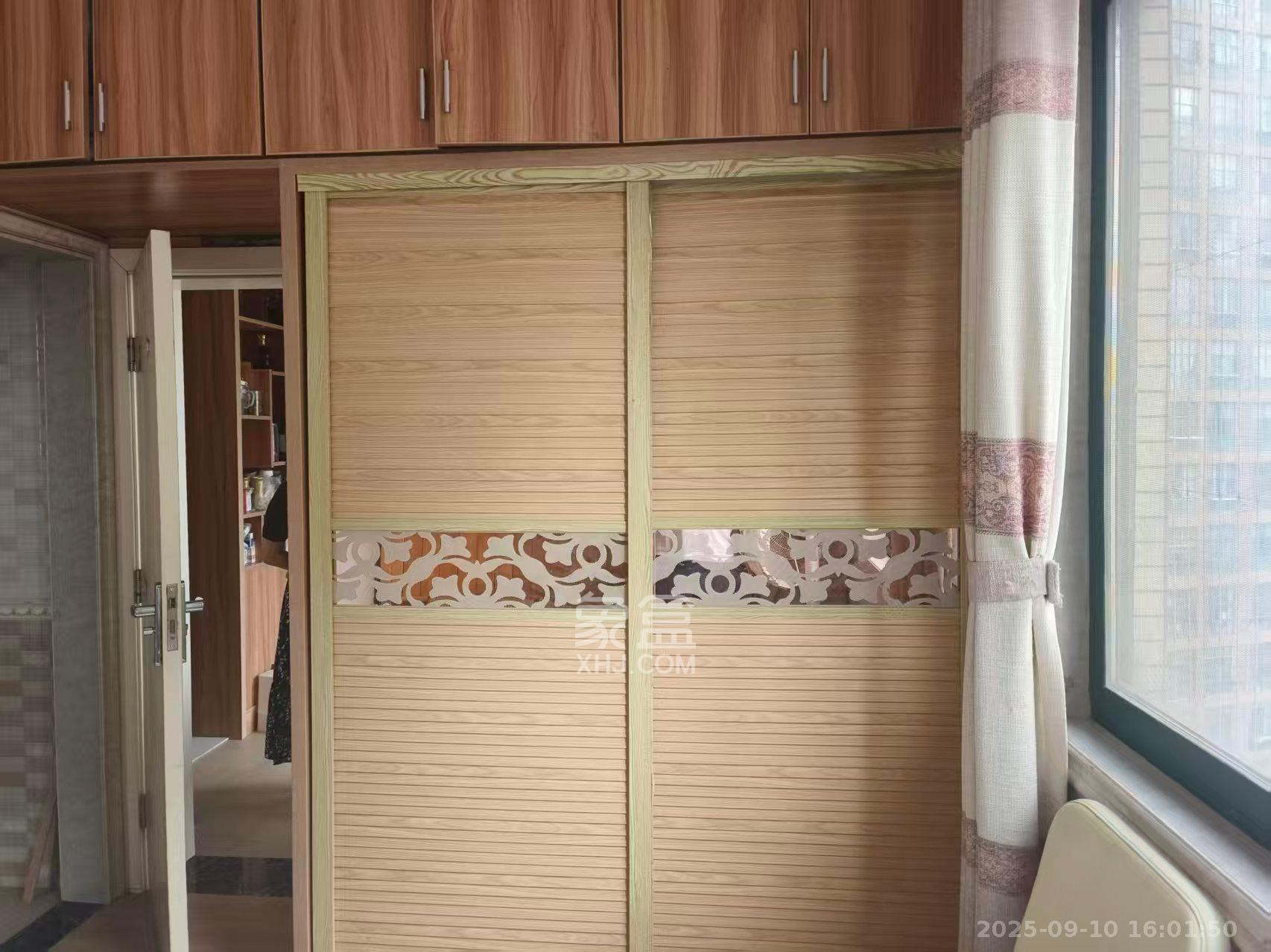 洋湖时代  1室1厅1卫    800.0元/月 洋湖时代  1室1厅1卫    800.0元/月室内图