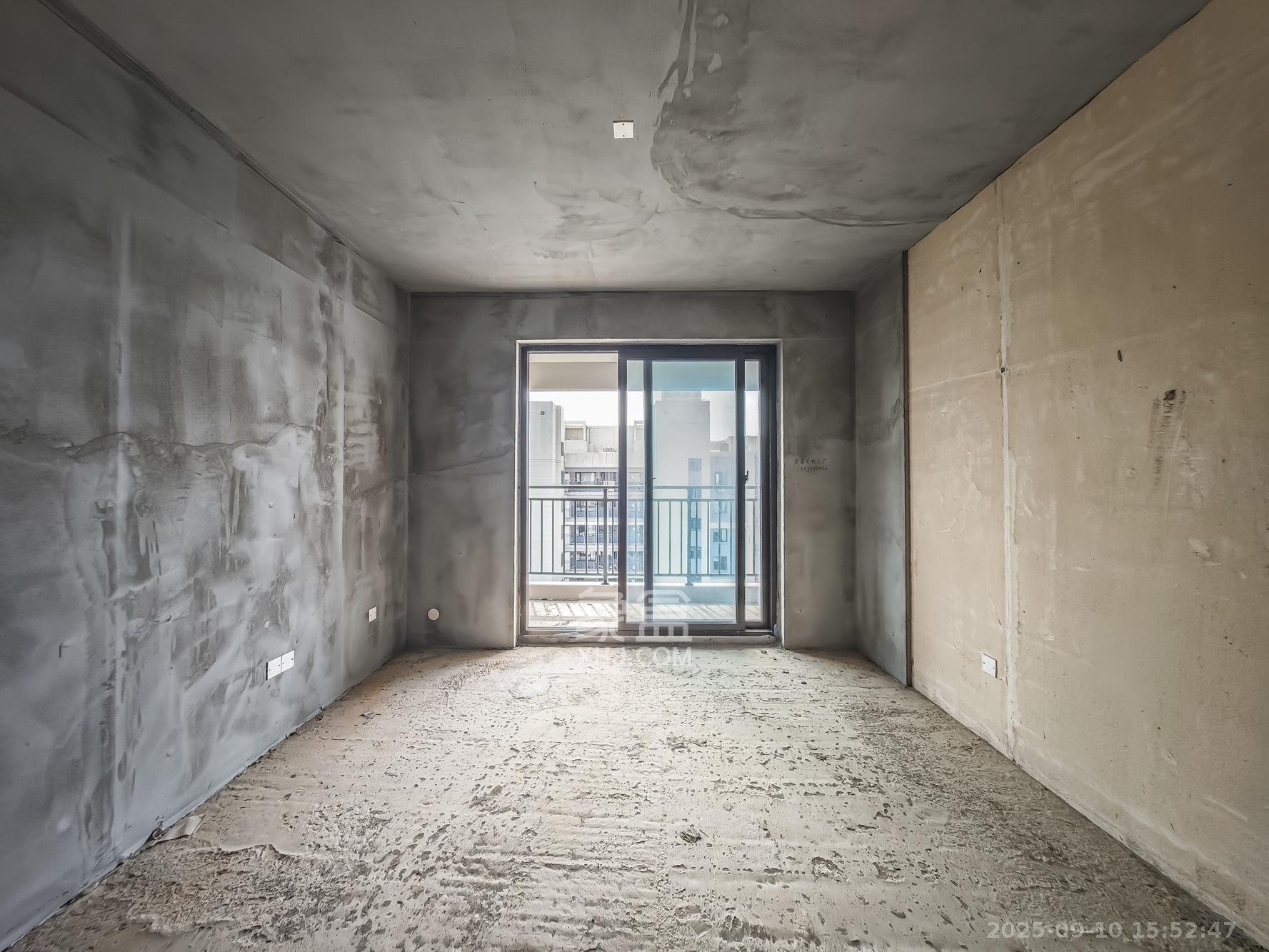 卓越青竹湖 3室2厅2卫 98.0万 卓越青竹湖 3室2厅2卫 98.0万客厅