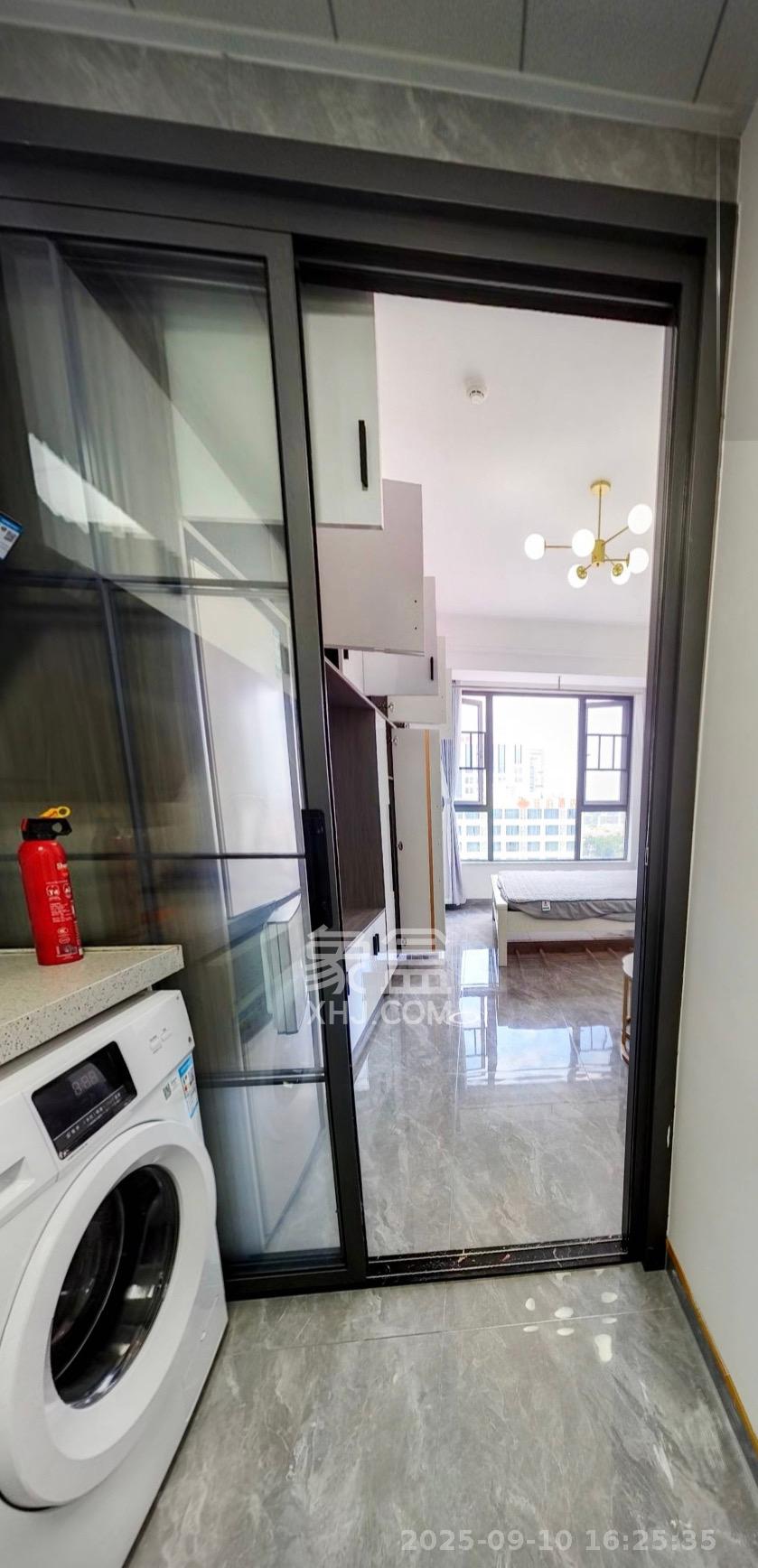 梅溪湖家居建材城 1室1厅1卫 1500.0元/月 梅溪湖家居建材城 1室1厅1卫 1500.0元/月室内图