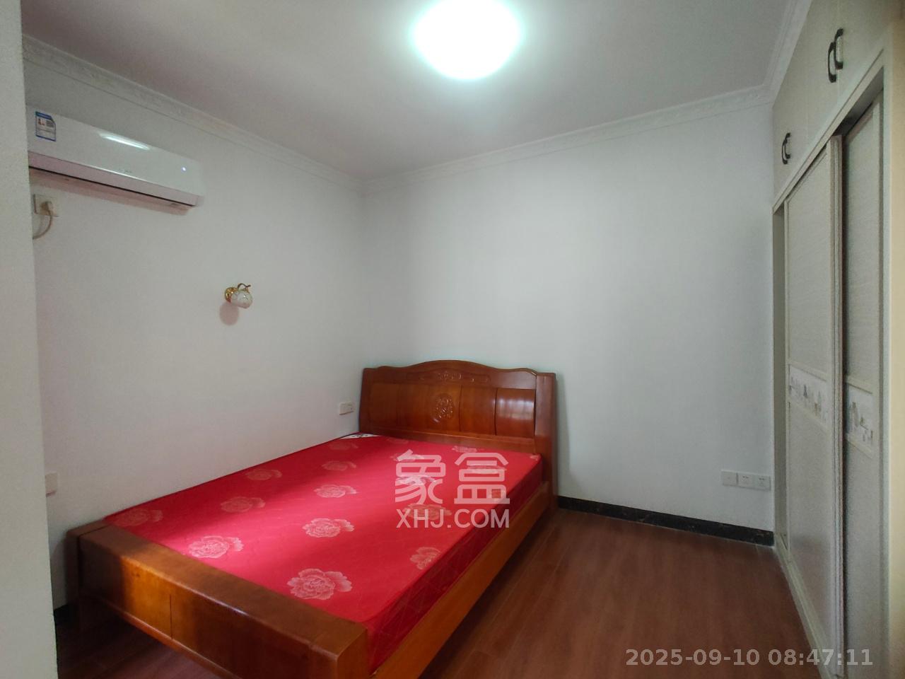 联诚雅郡 3室2厅2卫 2000.0元/月 联诚雅郡 3室2厅2卫 2000.0元/月室内图