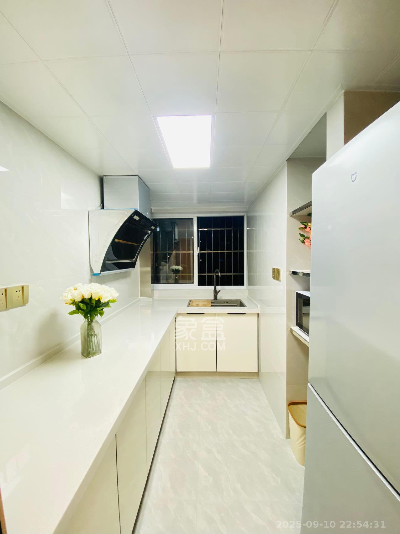 宏景名厦  1室1厅1卫    2600.0元/月 宏景名厦  1室1厅1卫    2600.0元/月室内图