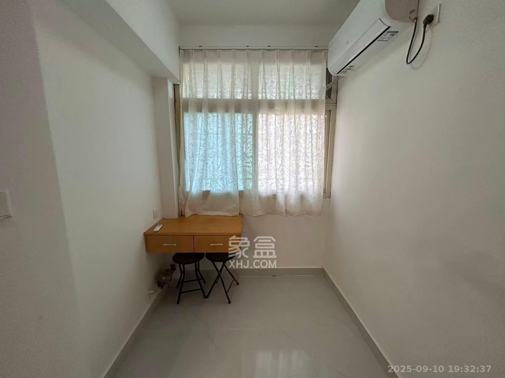 王府井公寓（福源公寓）  2室1厅1卫    2580.0元/月室内图