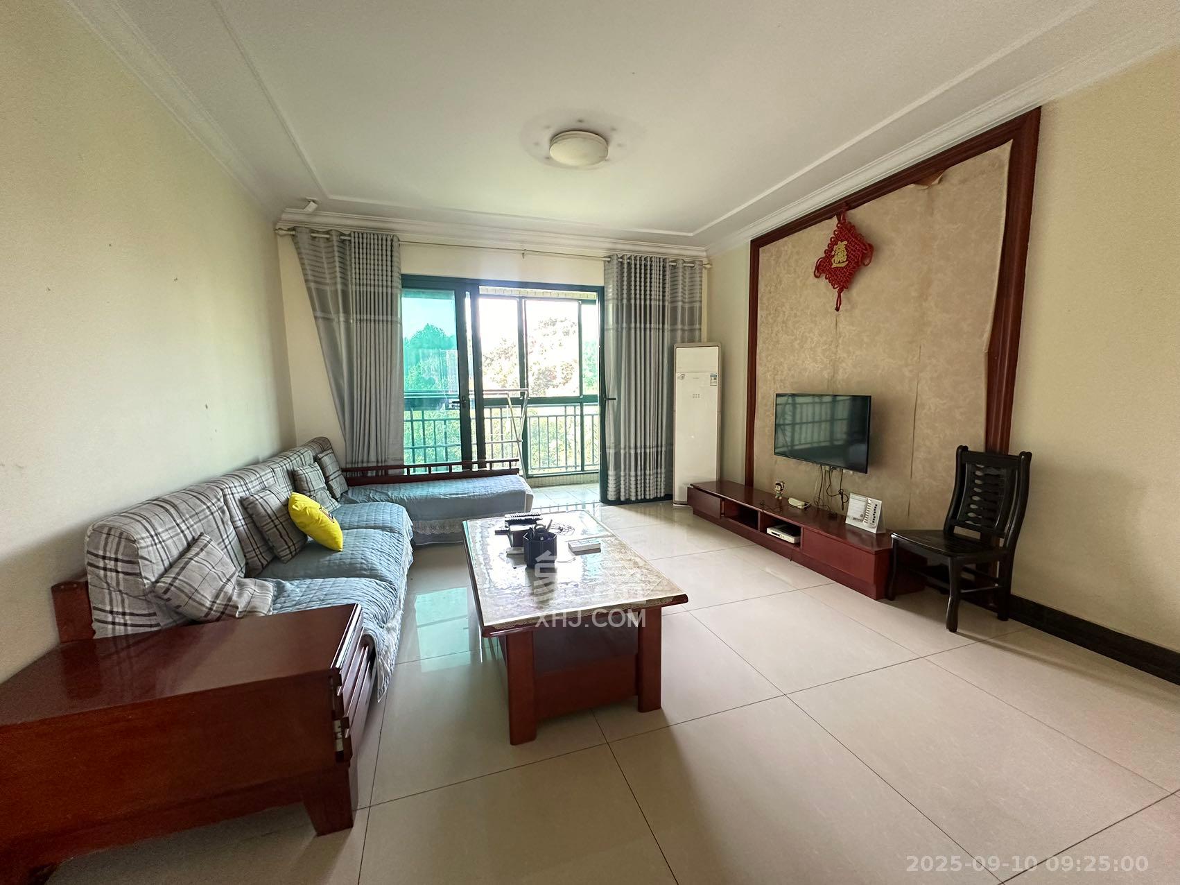 恒大城  4室2厅2卫    2600.0元/月 恒大城  4室2厅2卫    2600.0元/月