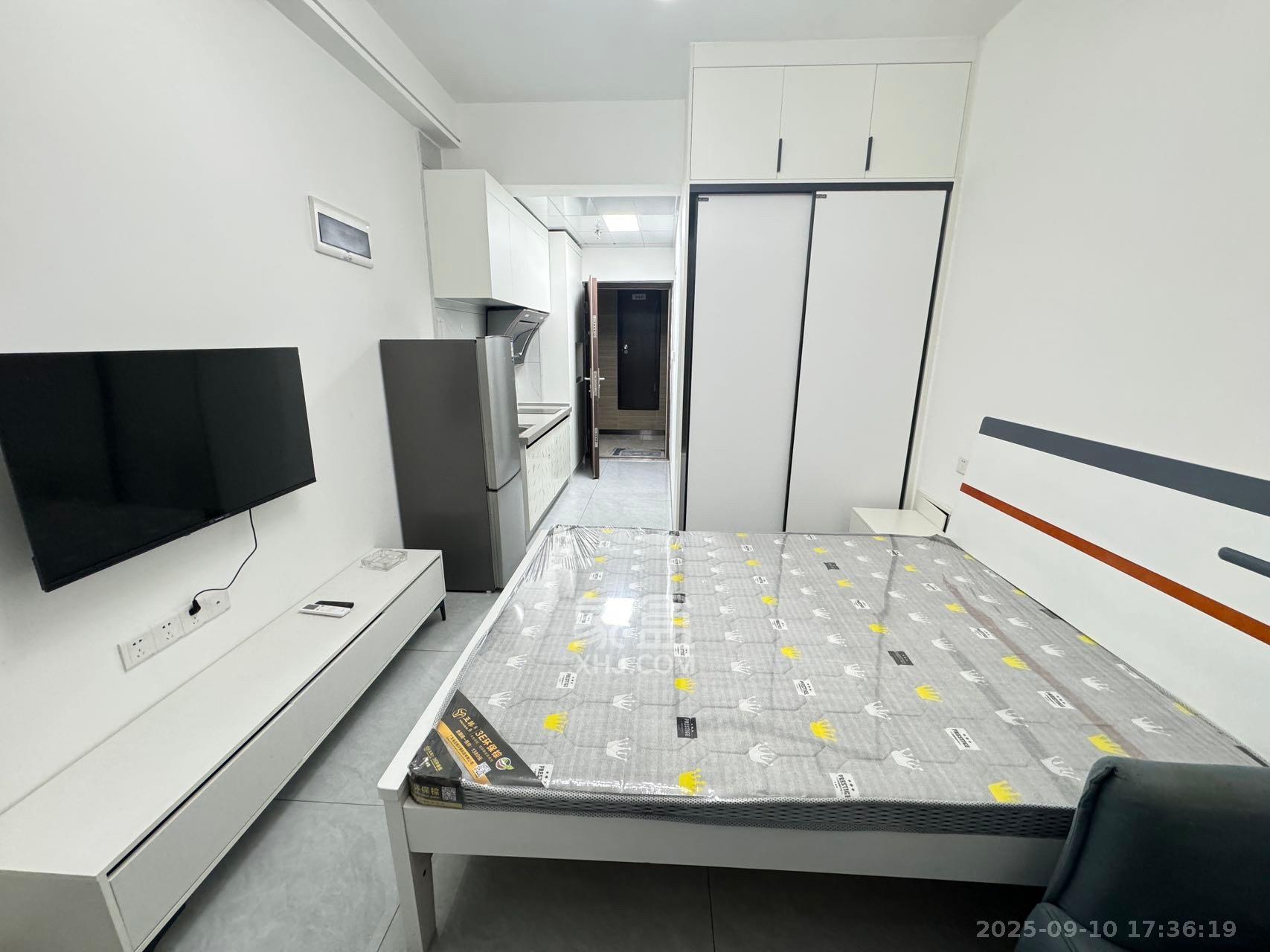 君合新城玺樾 1室1厅1卫 1200.0元/月 君合新城玺樾 1室1厅1卫 1200.0元/月室内图