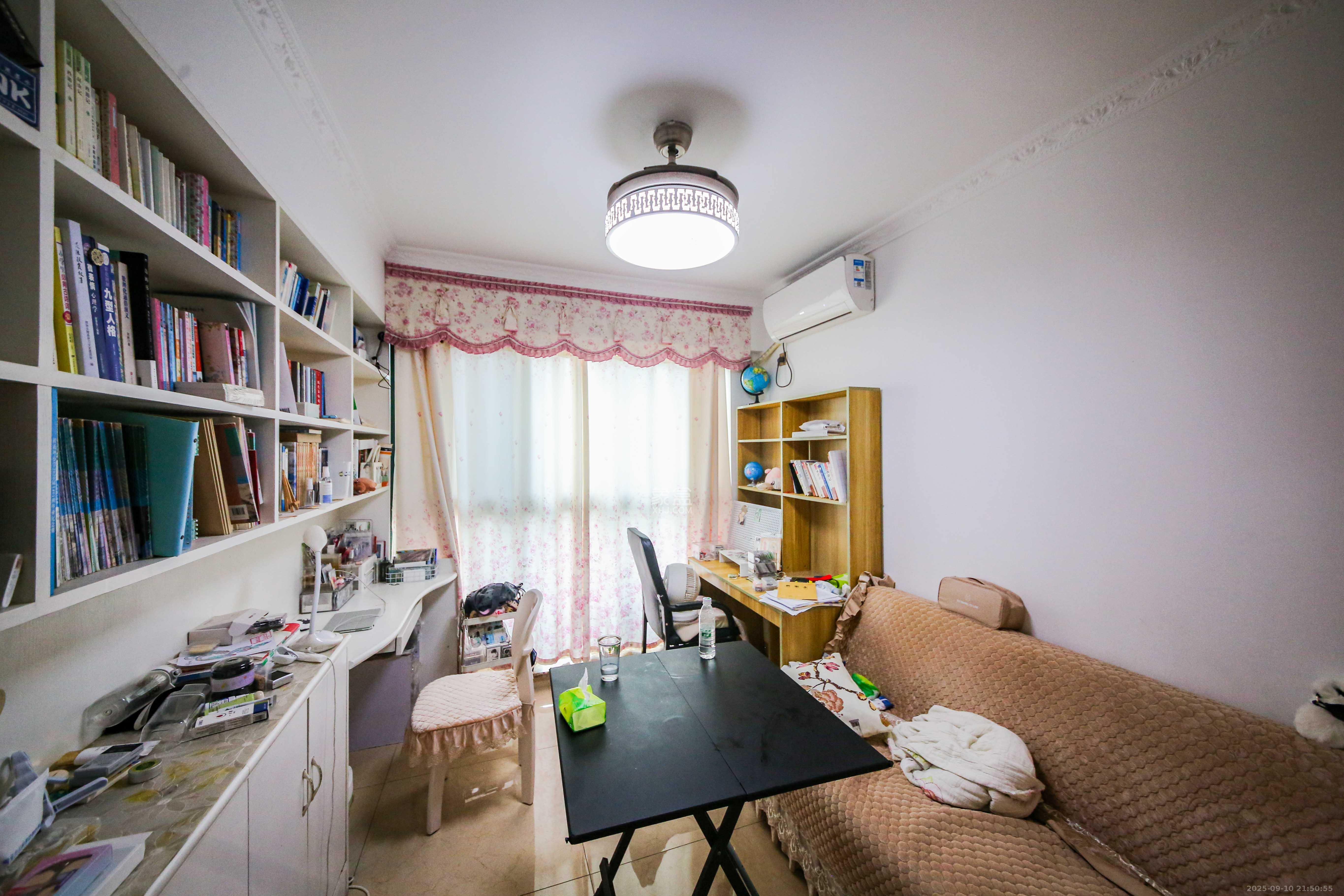 才子嘉都  4室2厅2卫    96.0万卧室