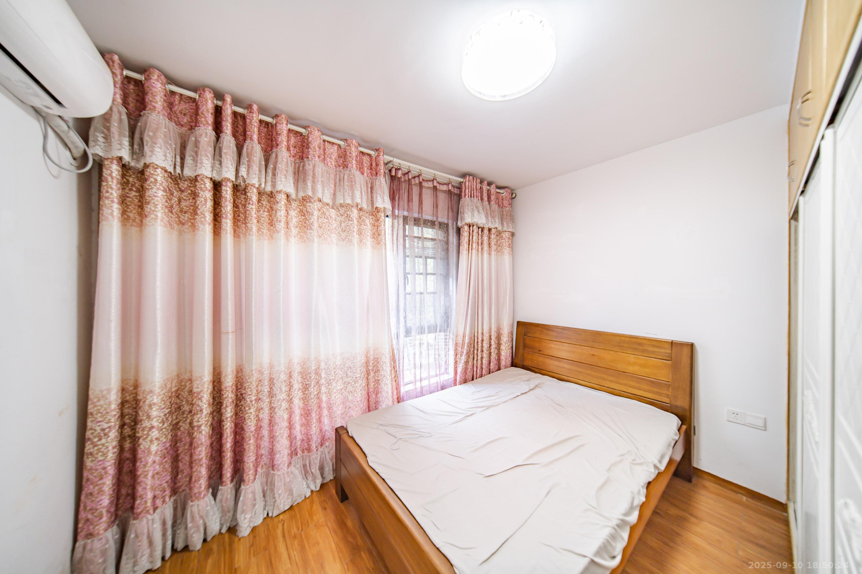 湘熙水郡(观澜海赋家园) 3室2厅2卫 113.0万 湘熙水郡(观澜海赋家园) 3室2厅2卫 113.0万卧室