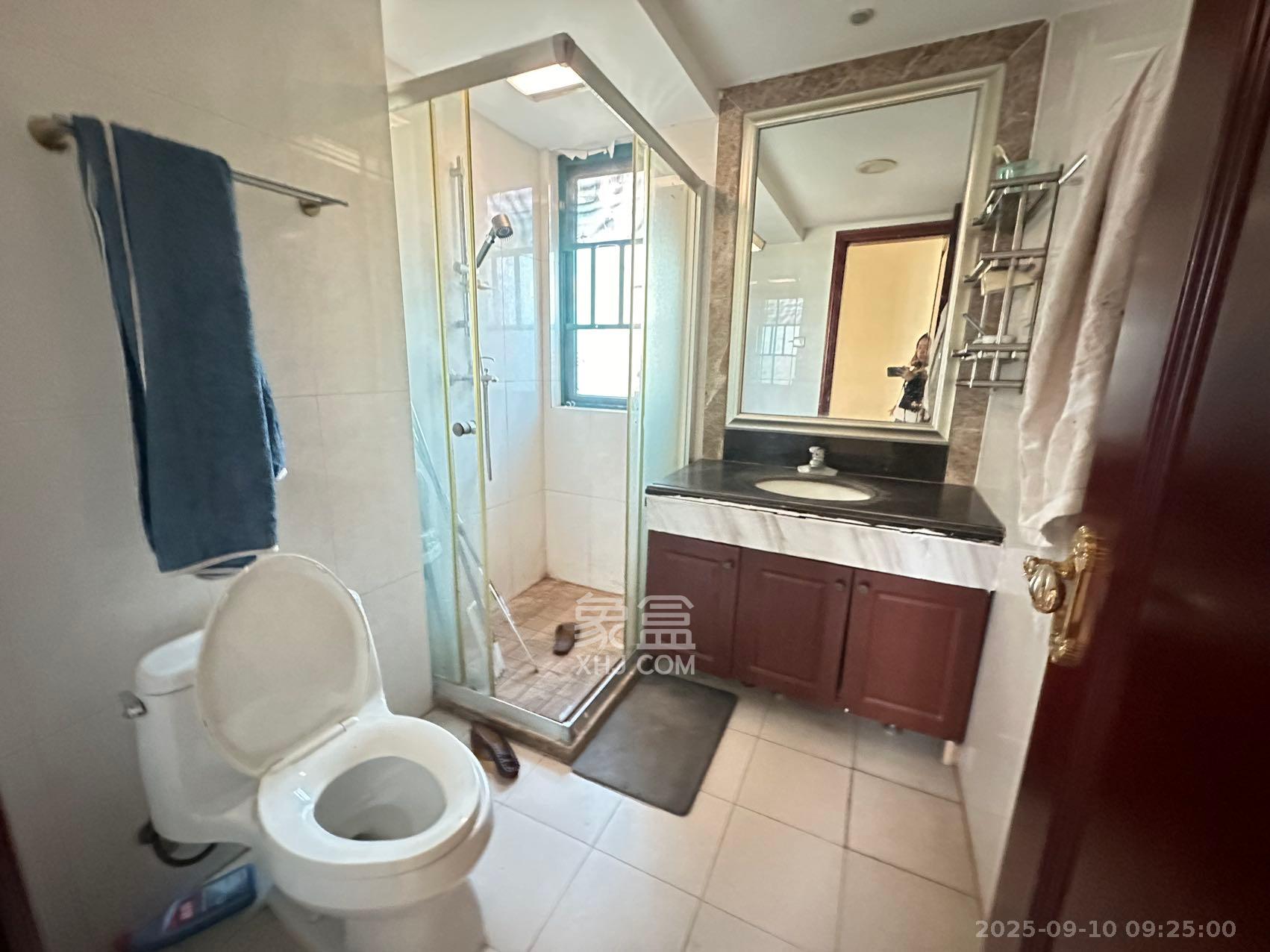 恒大城  4室2厅2卫    2600.0元/月 恒大城  4室2厅2卫    2600.0元/月室内图