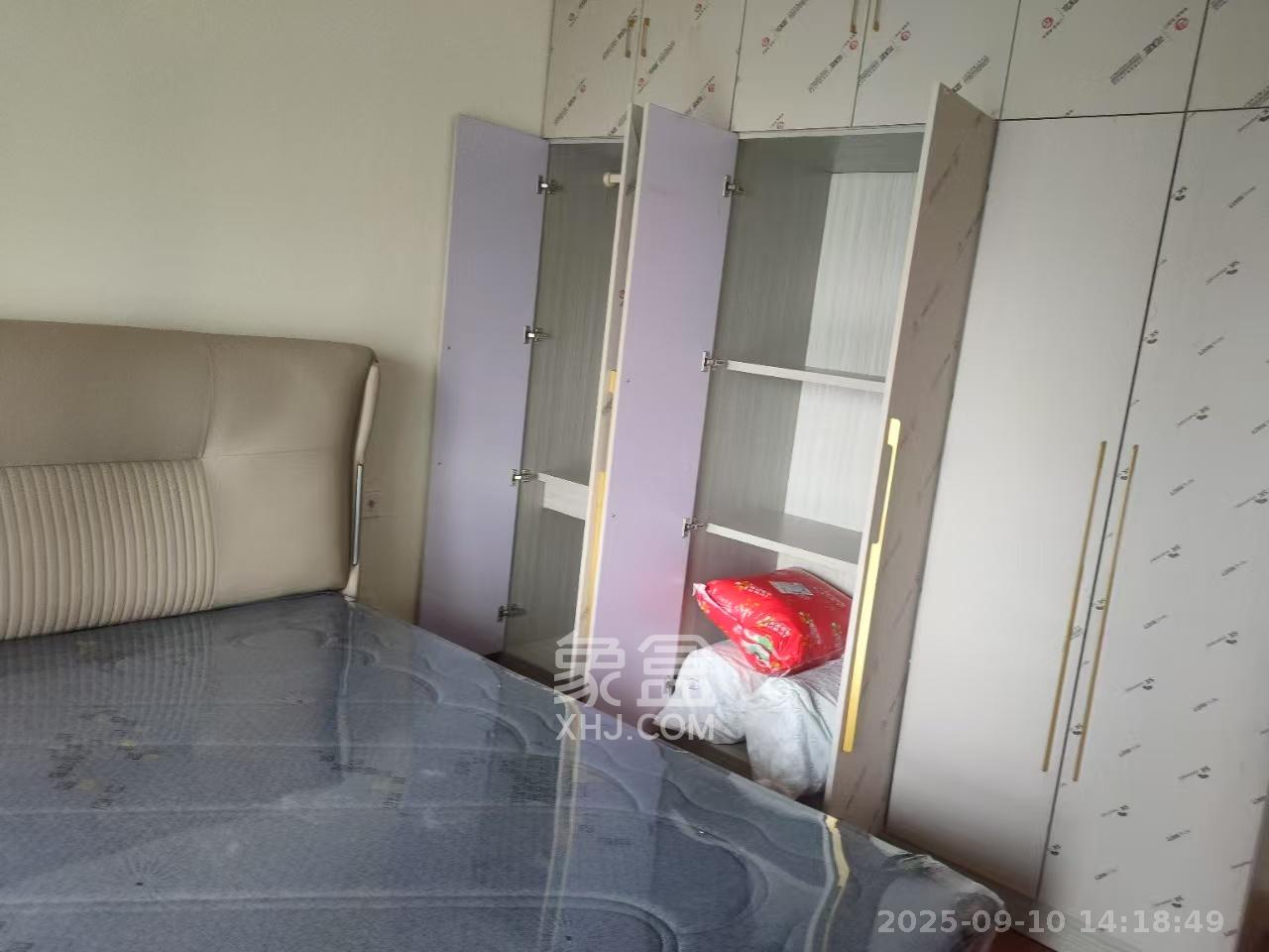 恒大翡翠华庭  3室2厅2卫    2000.0元/月室内图