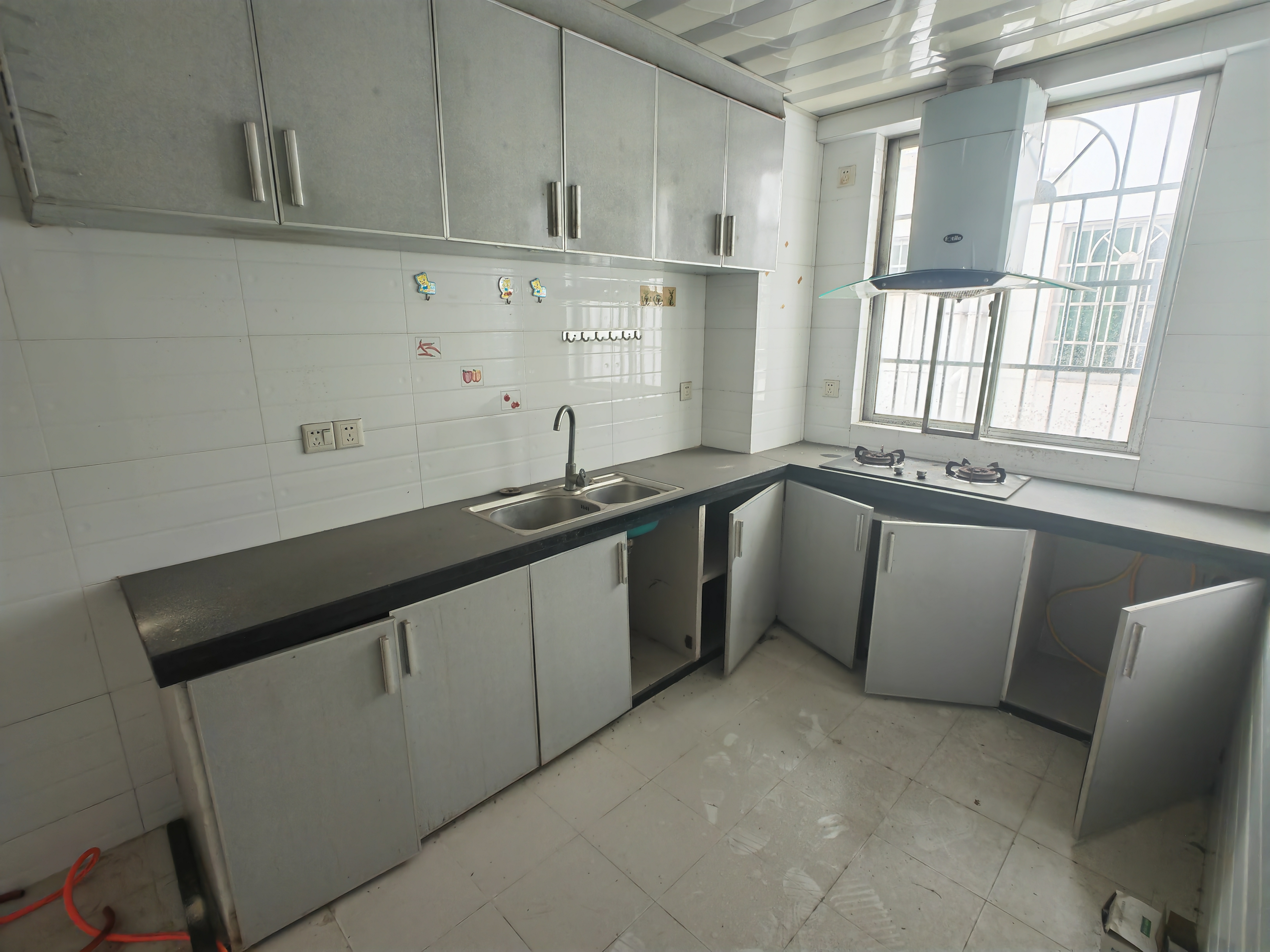 正庄大厦 3室2厅2卫 2500.0元/月 正庄大厦 3室2厅2卫 2500.0元/月室内图