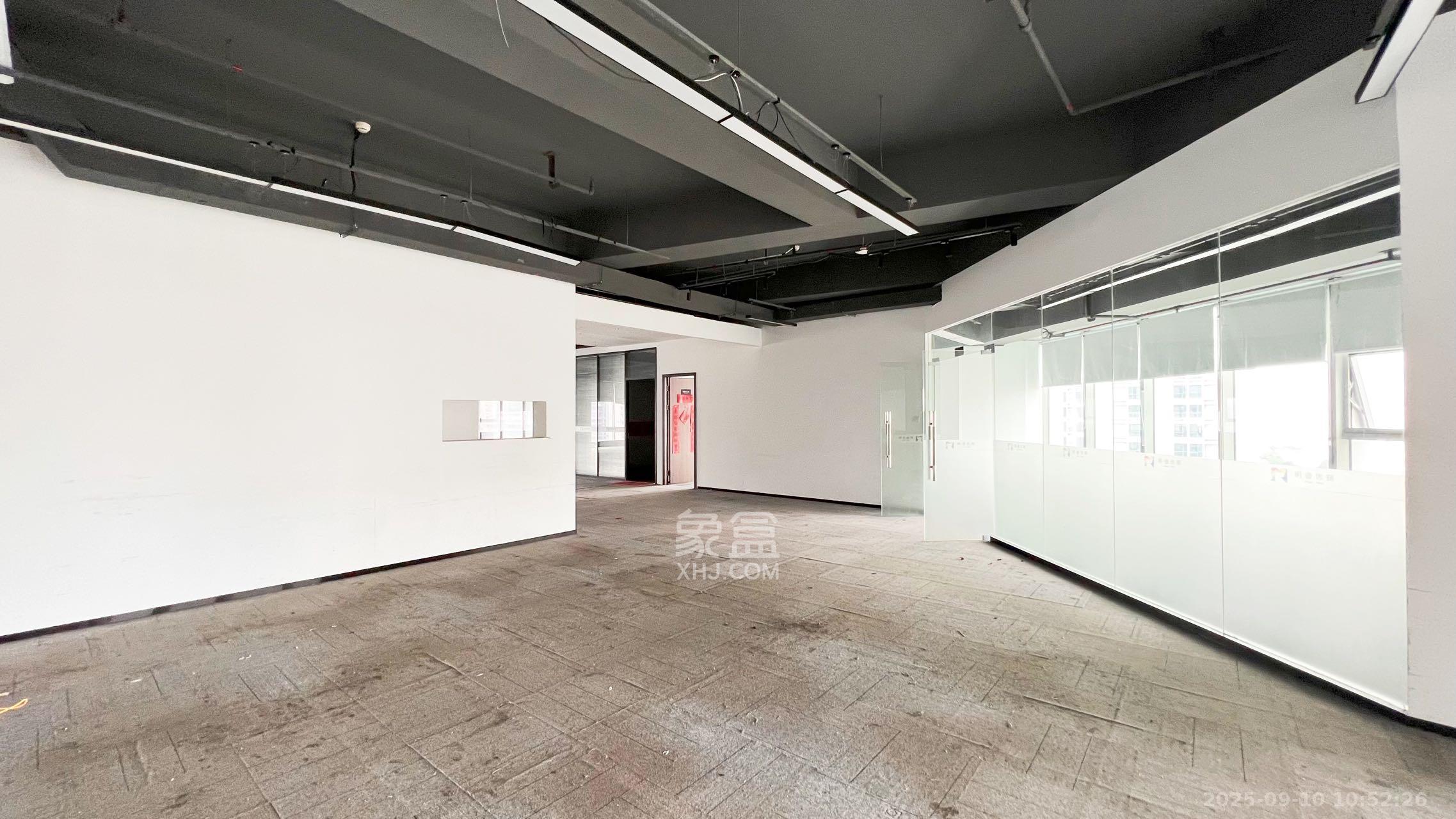 万博汇   678.0㎡      45000.0元/月室内图