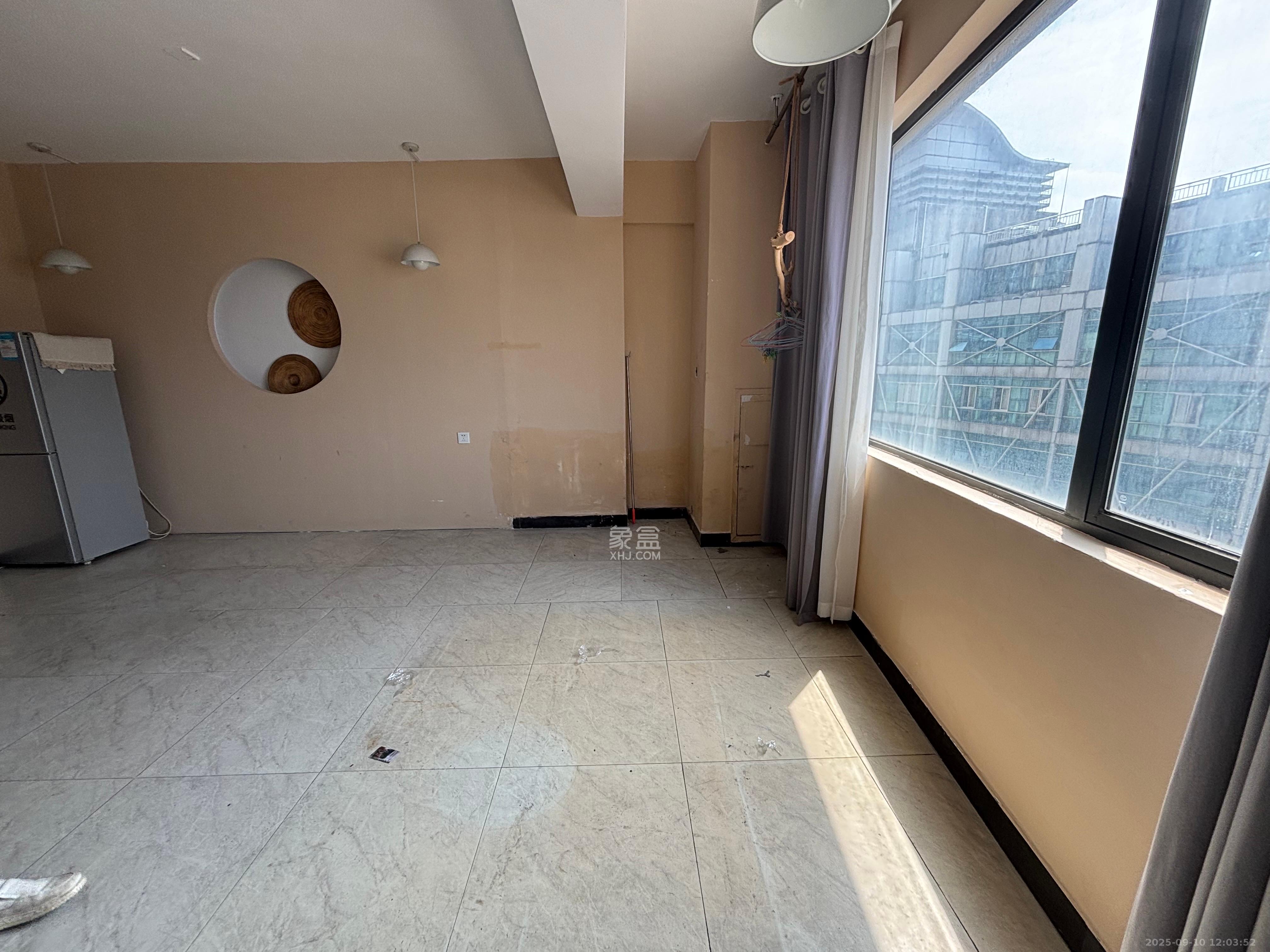 印象天心  1室1厅1卫    2000.0元/月室内图