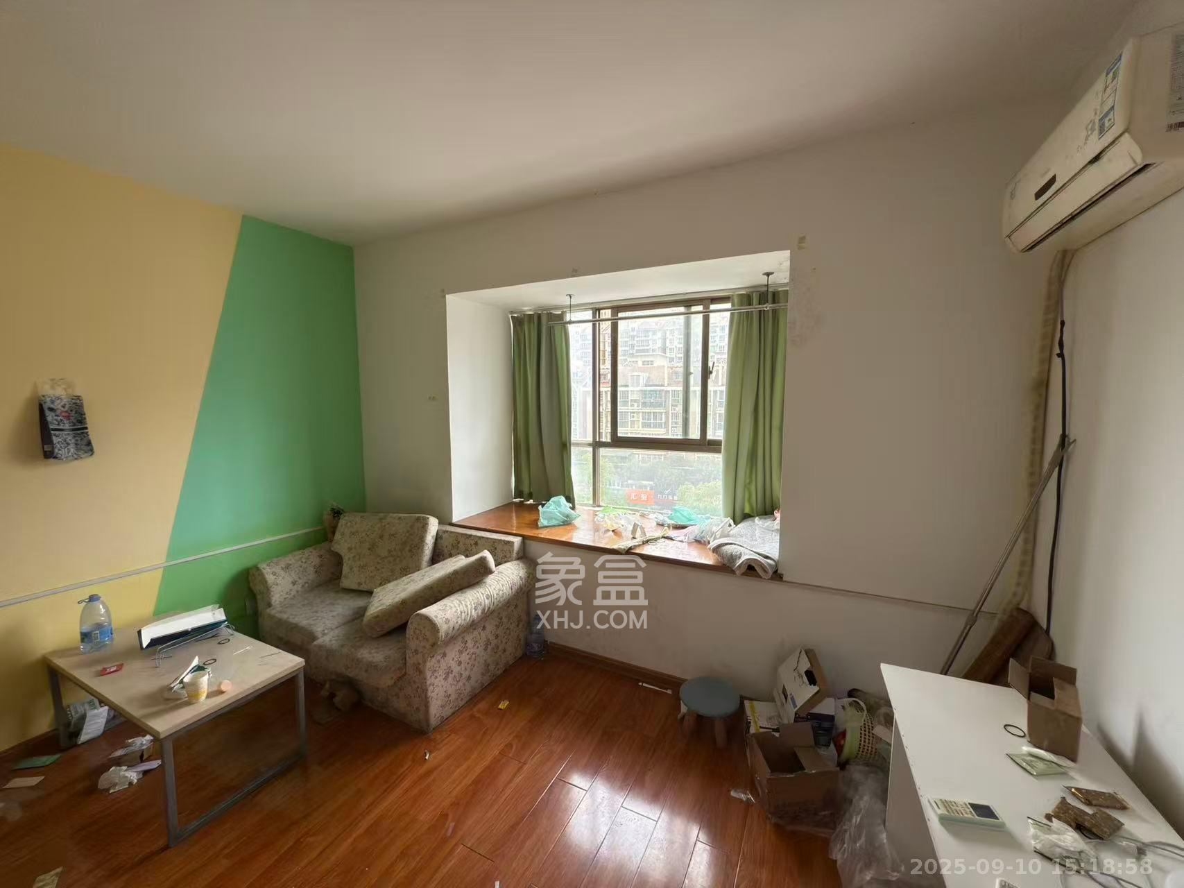 锦湘国际星城二期(锦雅苑) 2室1厅2卫 2200.0元/月 锦湘国际星城二期(锦雅苑) 2室1厅2卫 2200.0元/月室内图