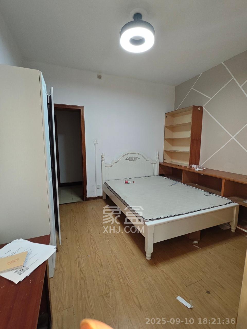 金泉公寓  1室2厅2卫    530.0元/月 金泉公寓  1室2厅2卫    530.0元/月室内图