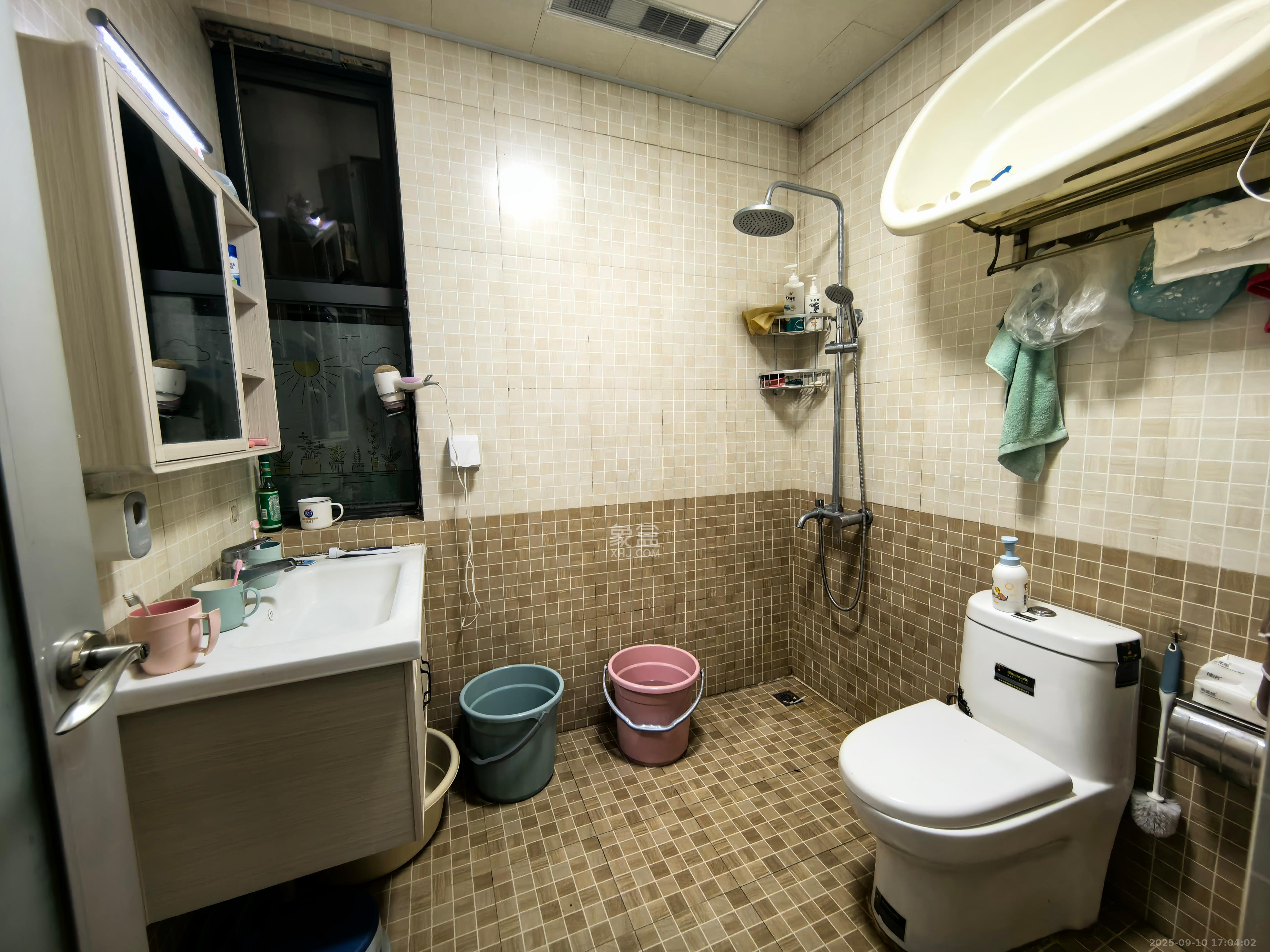 英祥春天  2室2厅1卫    2200.0元/月 英祥春天  2室2厅1卫    2200.0元/月室内图