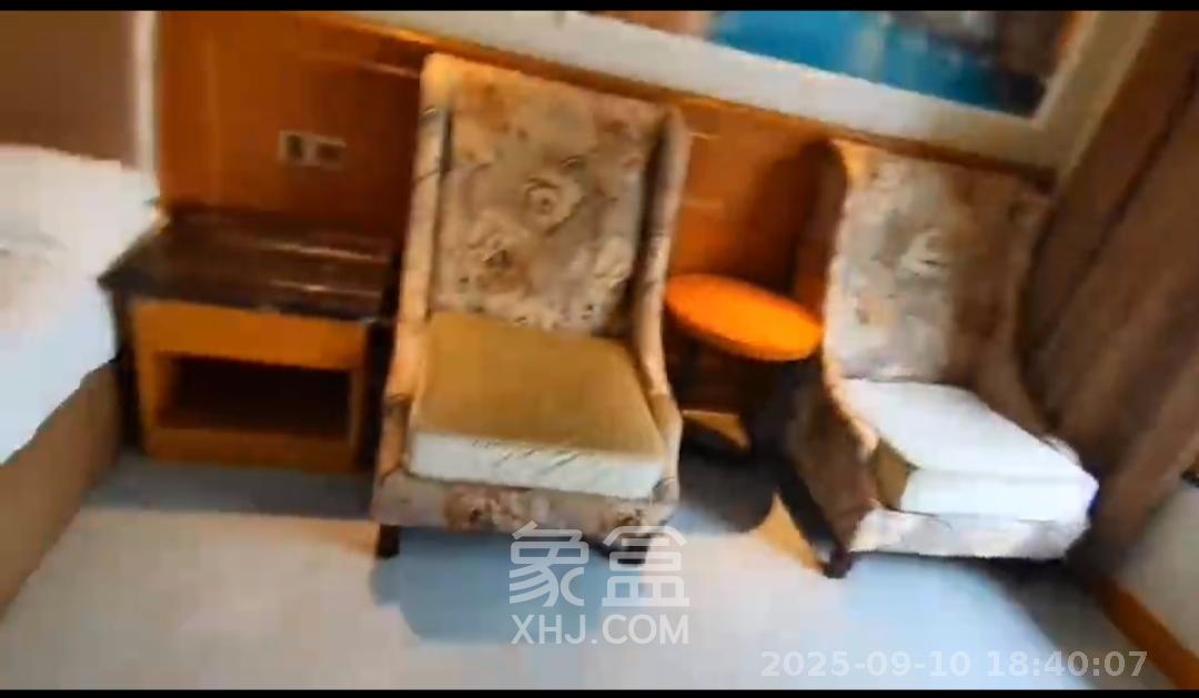 三重星都心  1室1厅1卫    1200.0元/月室内图